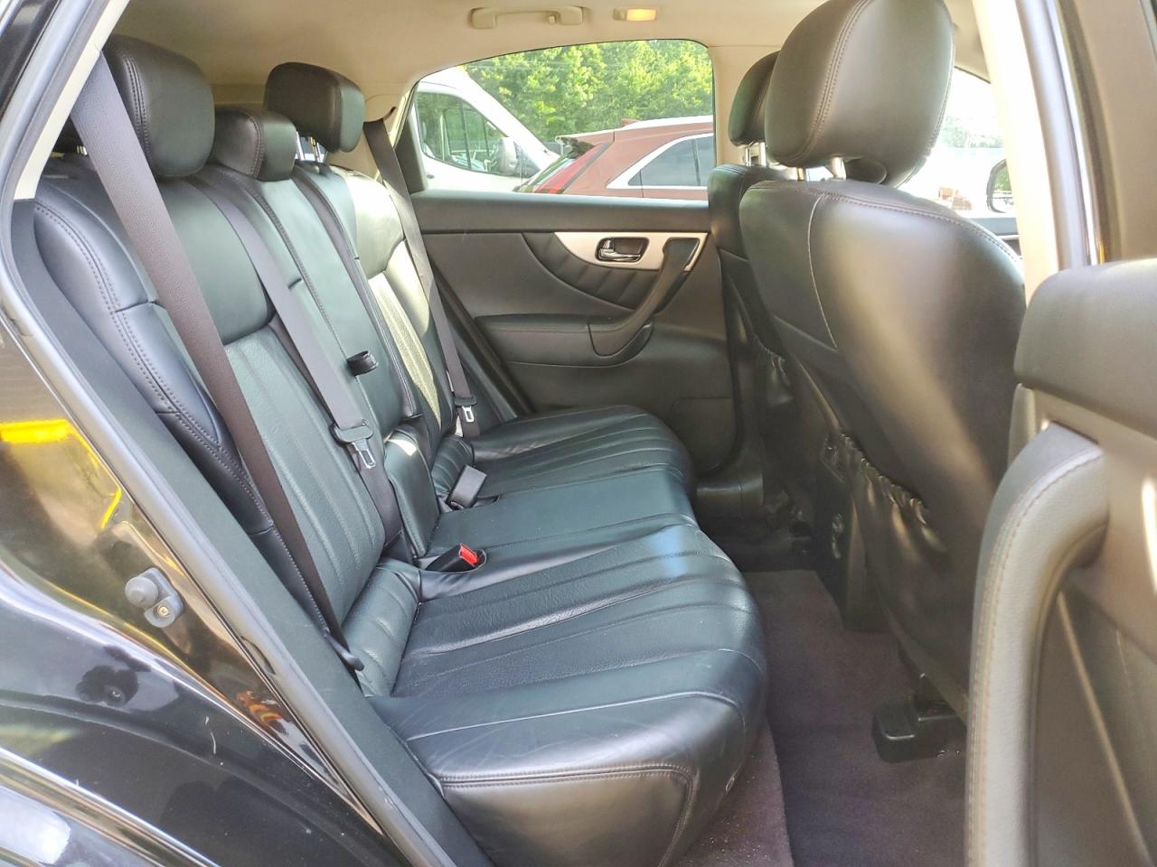 2015 Infiniti Qx70 Base Черный vin: JN8CS1MWXFM480226