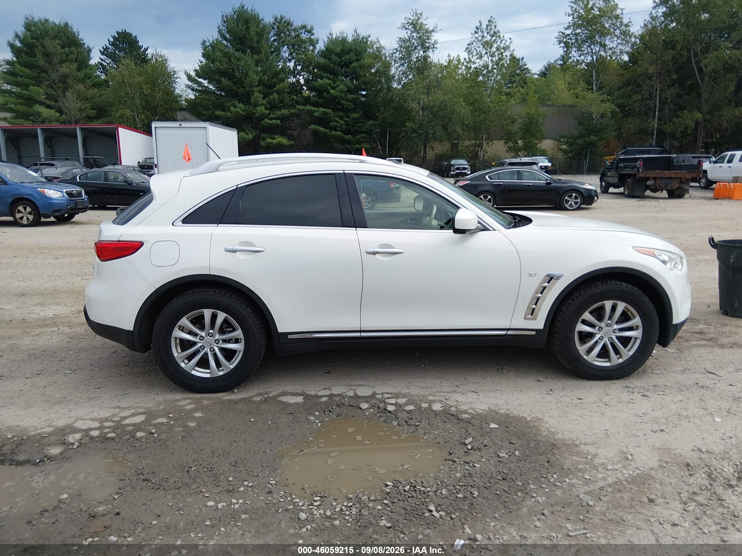 2015 Infiniti Qx70   Белый vin: JN8CS1MWXFM482963