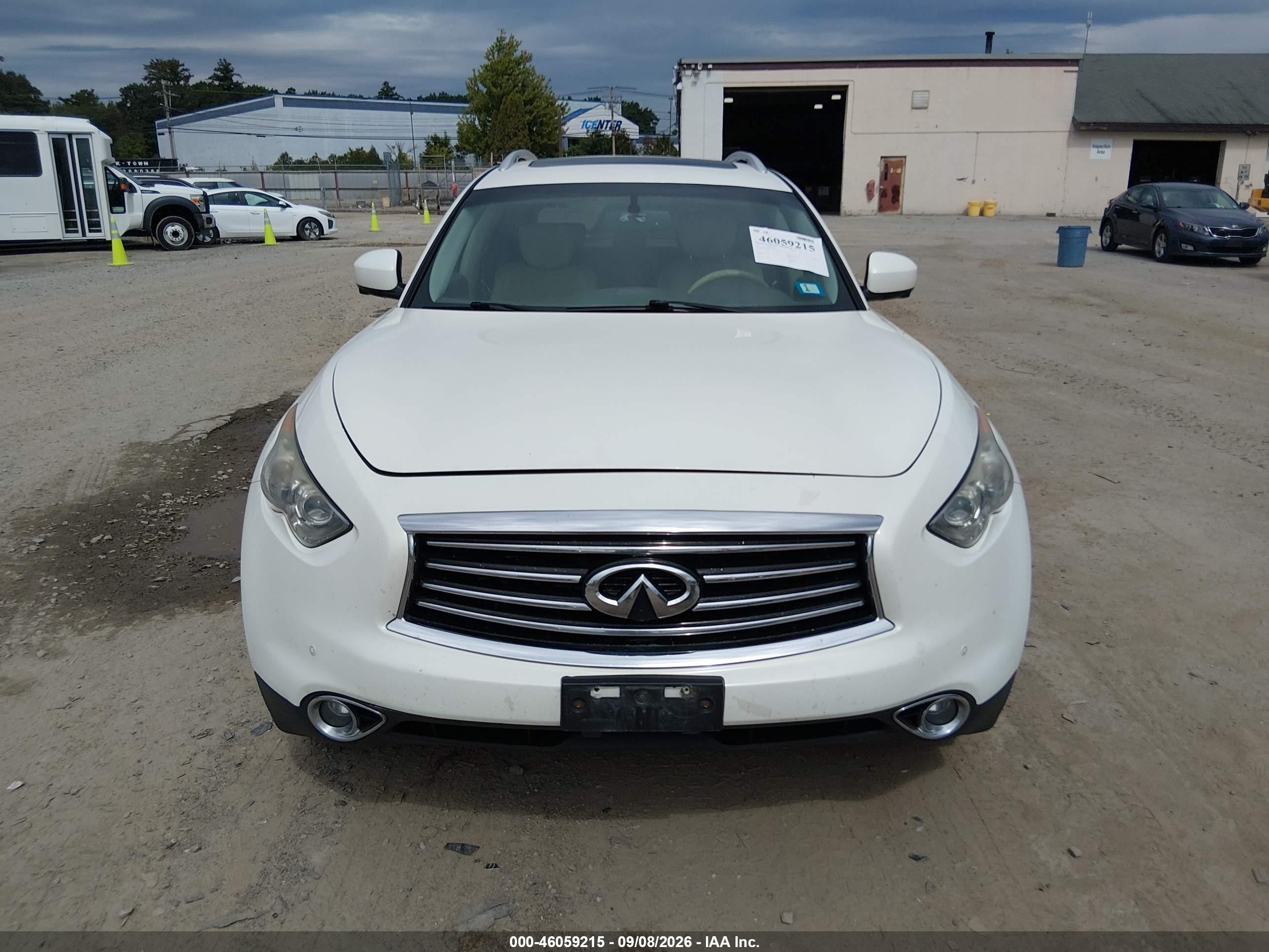 2015 Infiniti Qx70   Белый vin: JN8CS1MWXFM482963