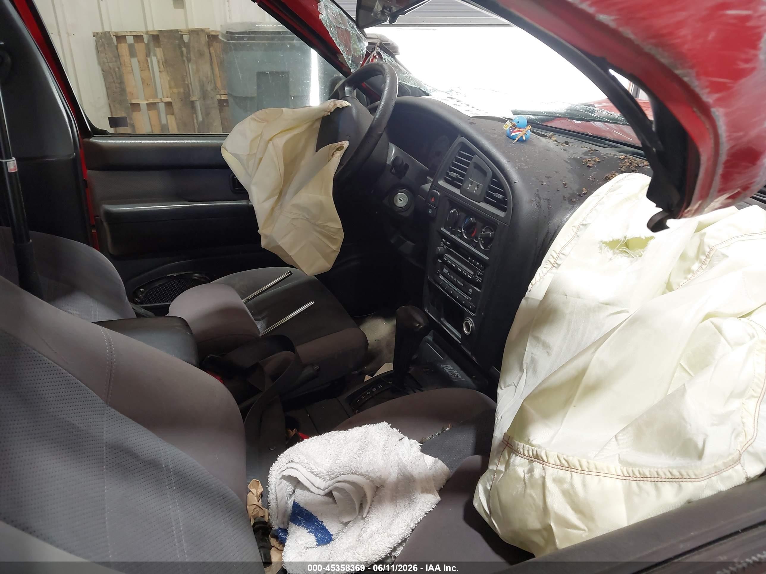 2001 Nissan Pathfinder Se Red vin: JN8DR07X11W510564