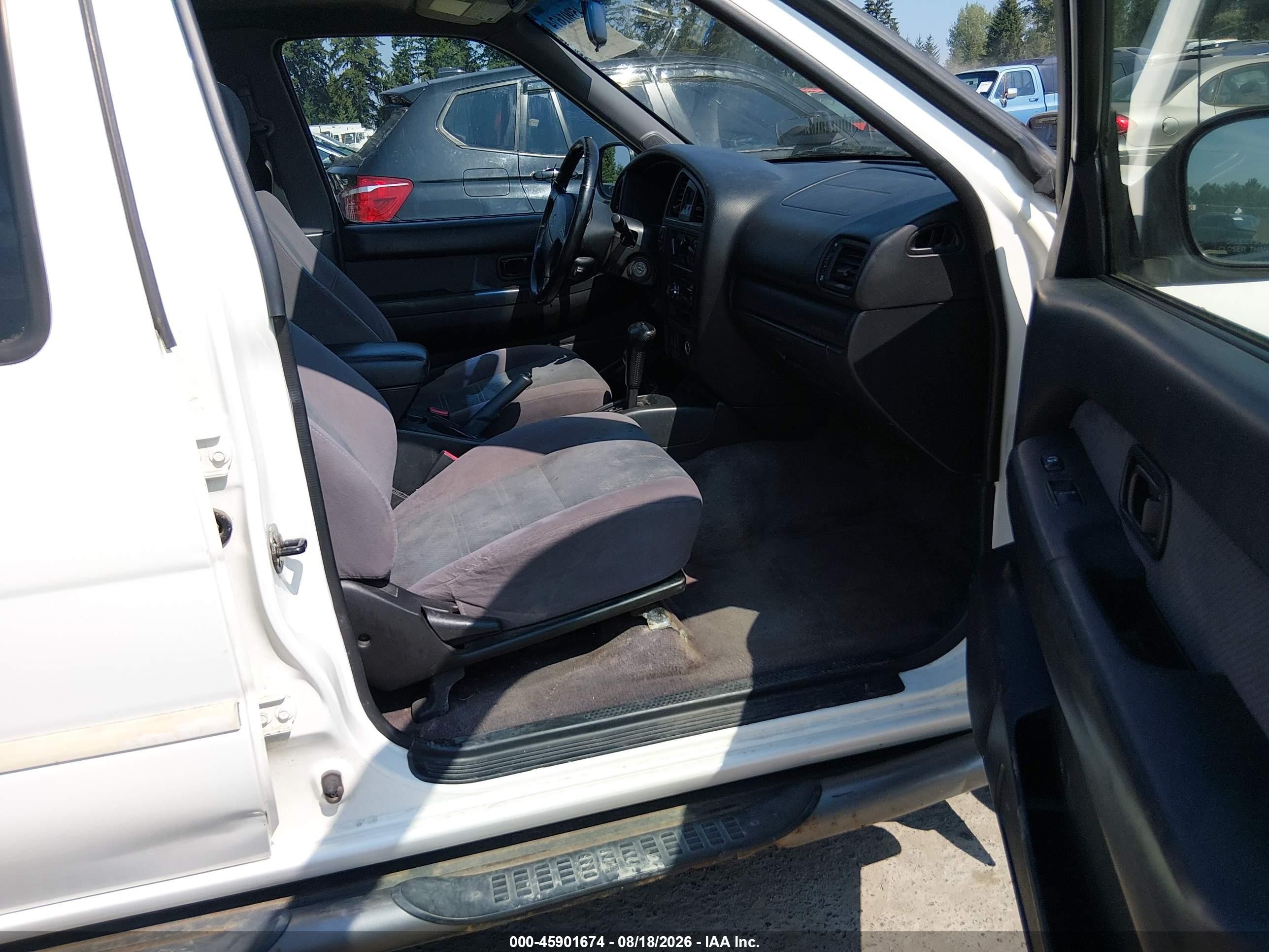 2001 Nissan Pathfinder Se White vin: JN8DR07Y71W513980