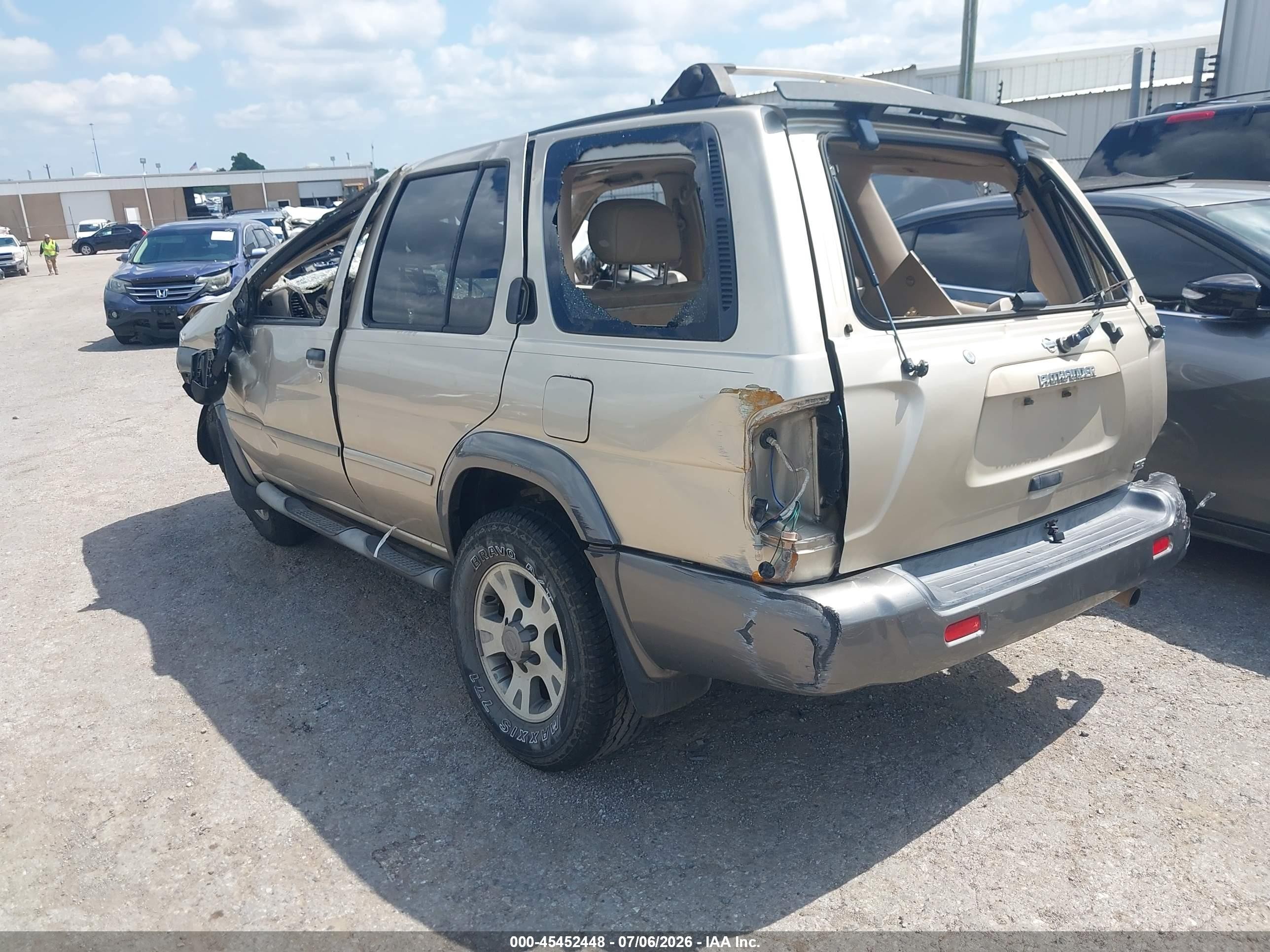 2001 Nissan Pathfinder Se Tan vin: JN8DR09X31W573582