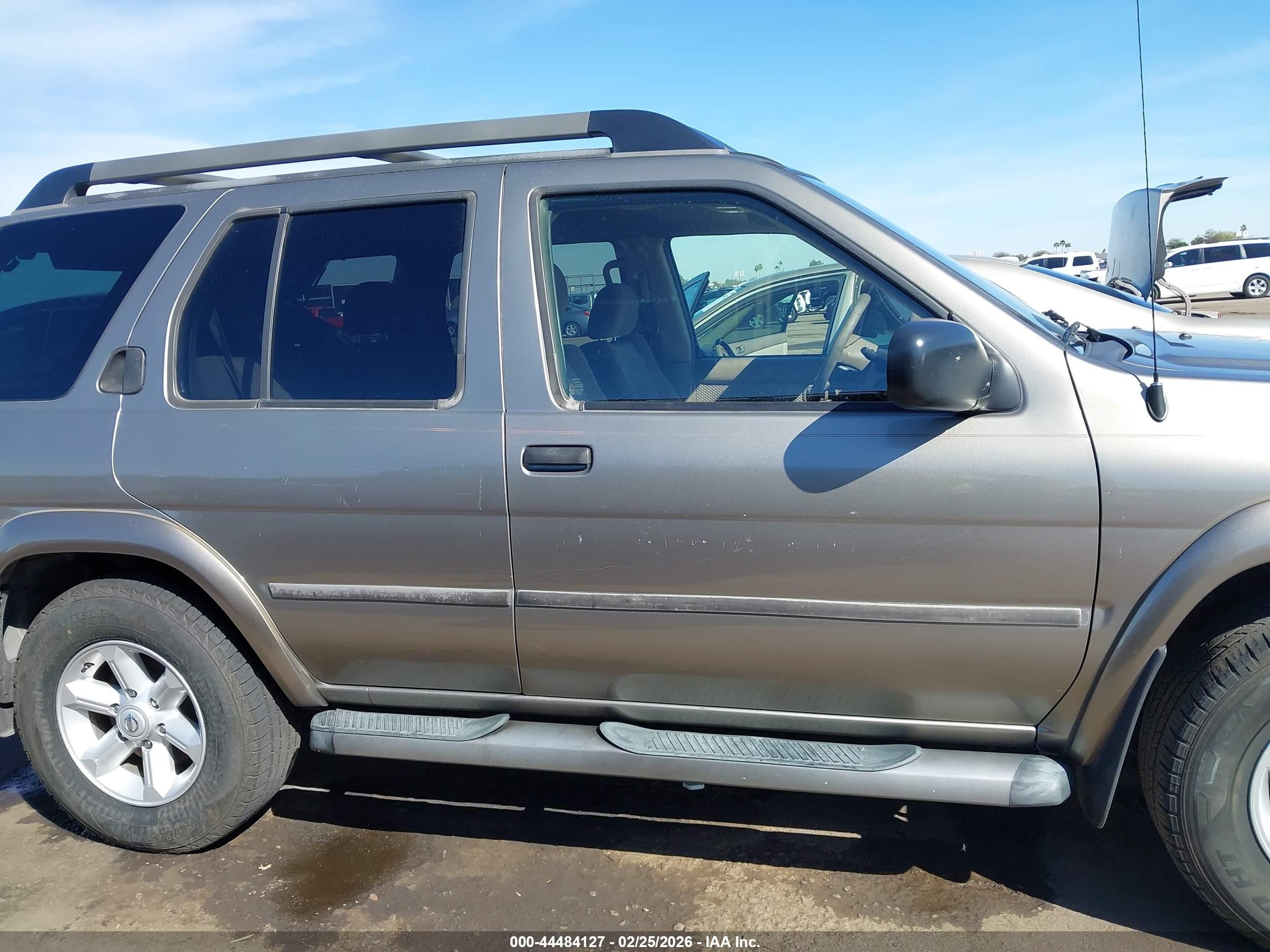 2003 Nissan Pathfinder Se Gray vin: JN8DR09X43W714582