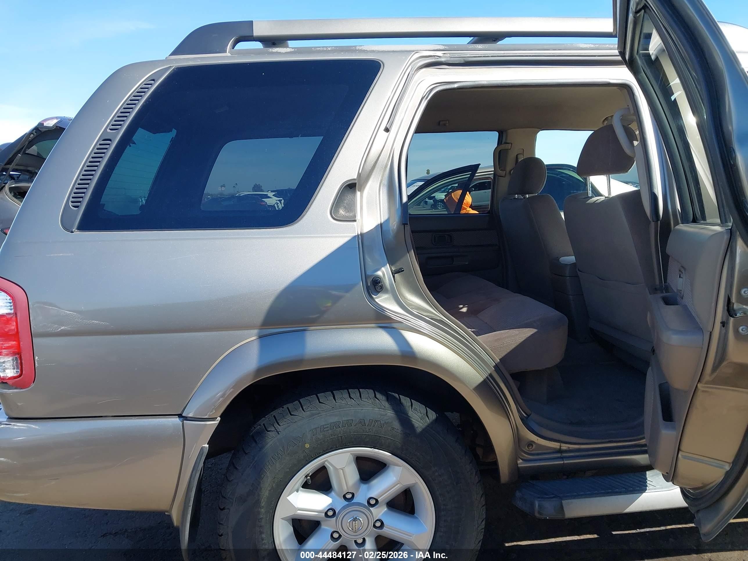 2003 Nissan Pathfinder Se Gray vin: JN8DR09X43W714582