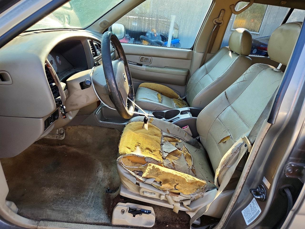 2002 Nissan Pathfinder Se Brown vin: JN8DR09X52W663138