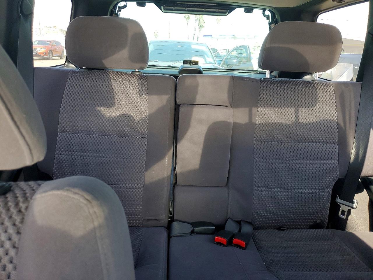 2002 Nissan Pathfinder Se Серебряный vin: JN8DR09X52W666993