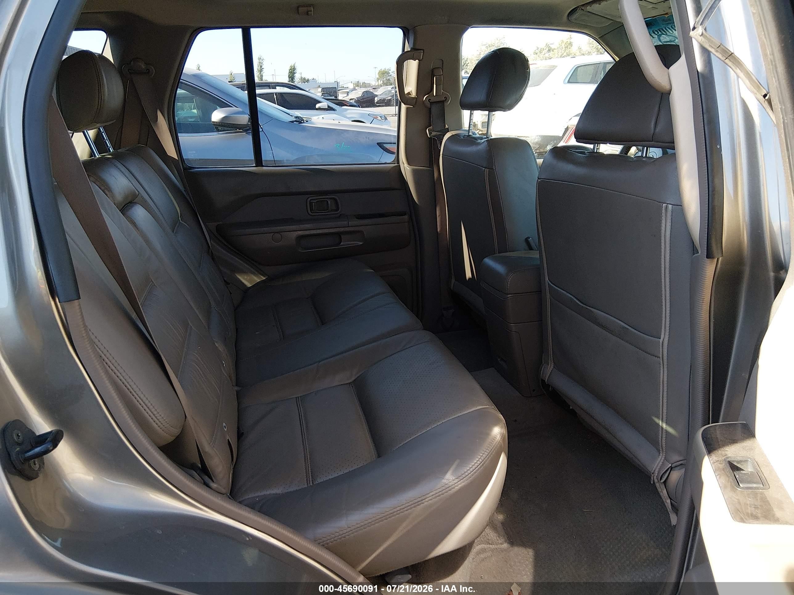2004 Nissan Pathfinder Le Platinum Gray vin: JN8DR09X54W808908