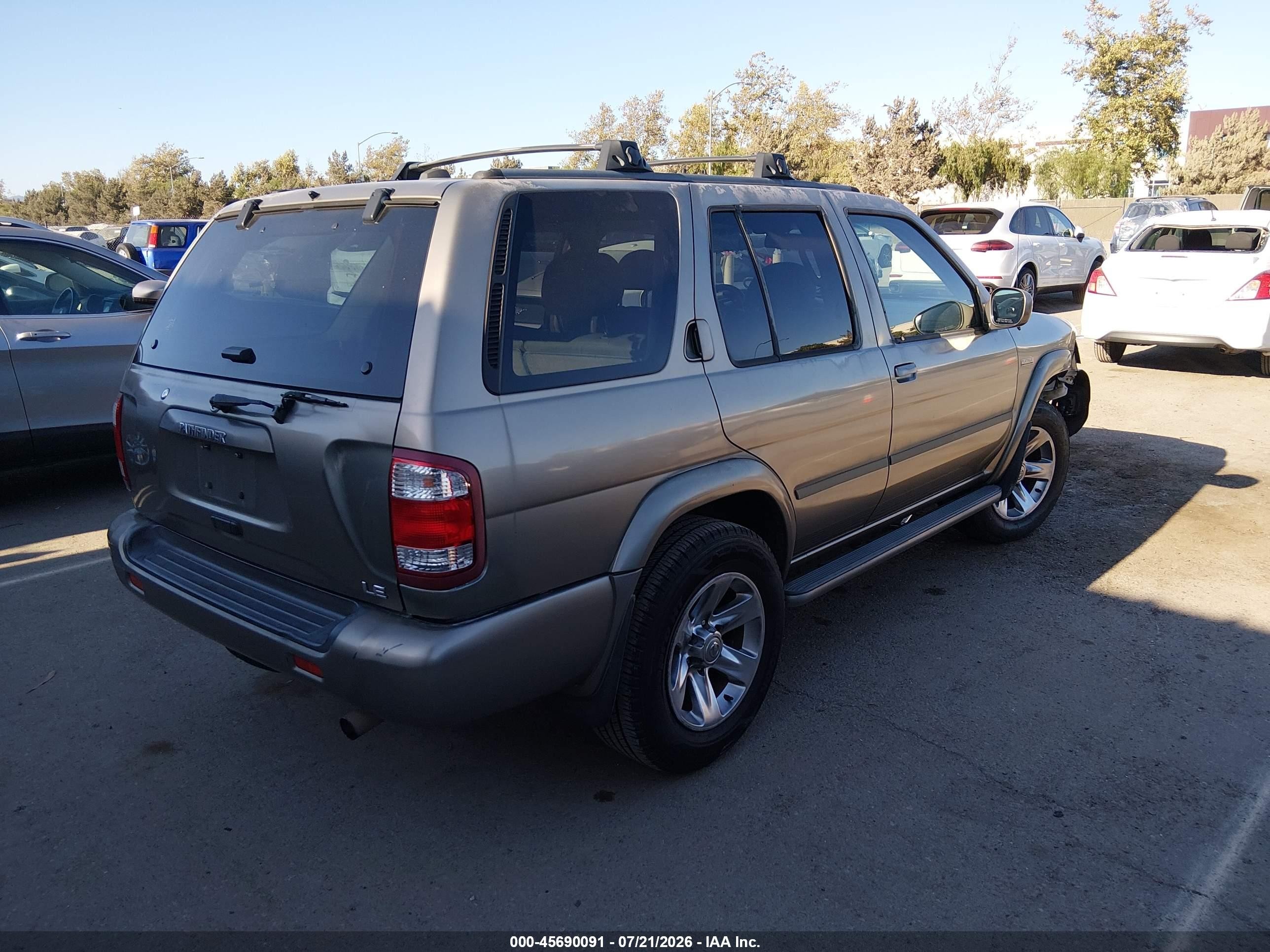 2004 Nissan Pathfinder Le Platinum Gray vin: JN8DR09X54W808908
