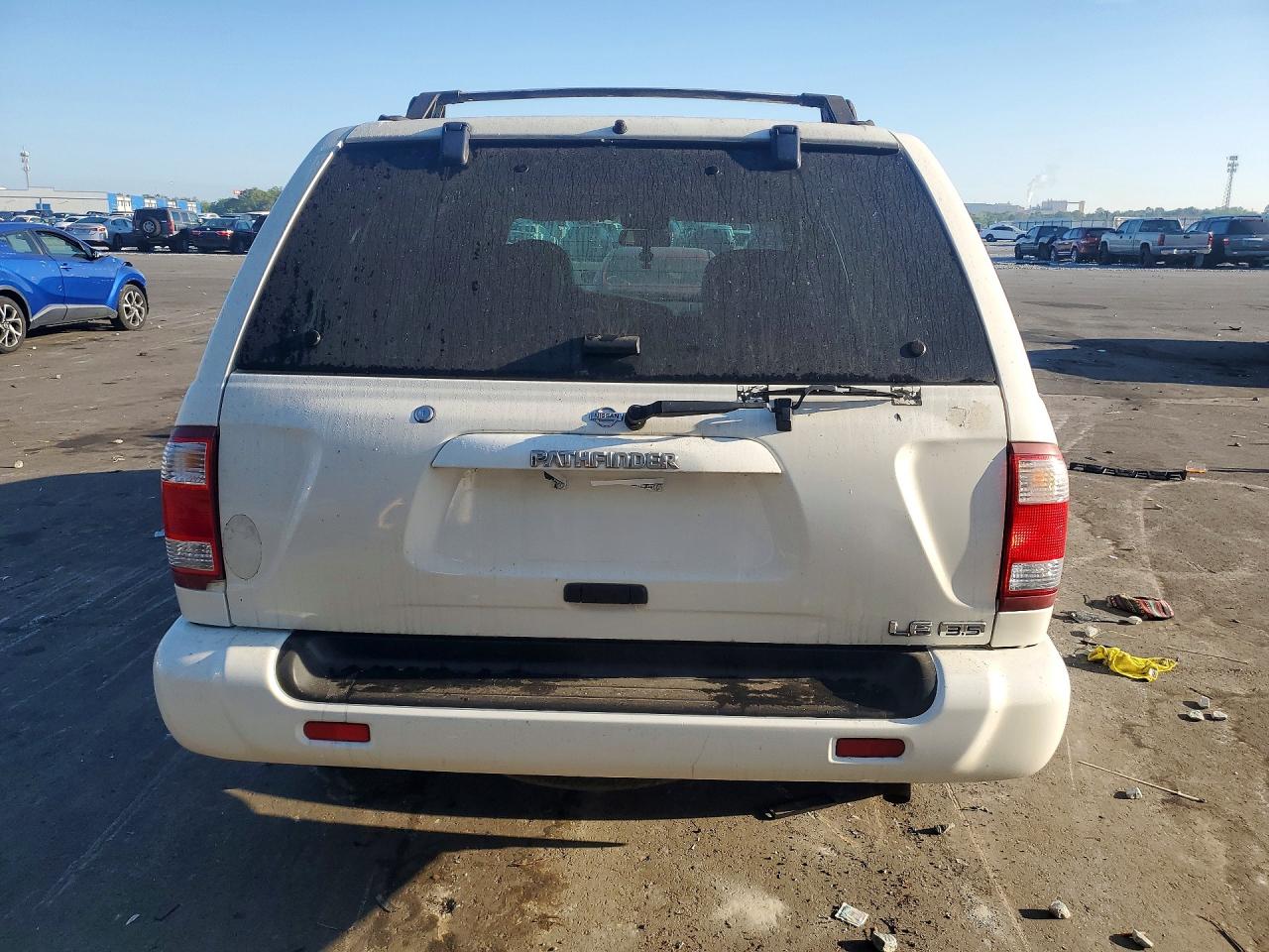 2001 Nissan Pathfinder Se White vin: JN8DR09X61W579957