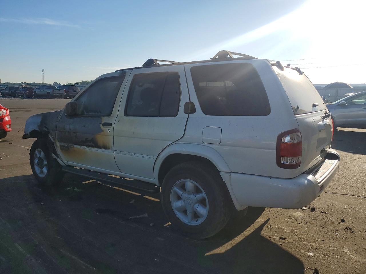2001 Nissan Pathfinder Se White vin: JN8DR09X61W579957
