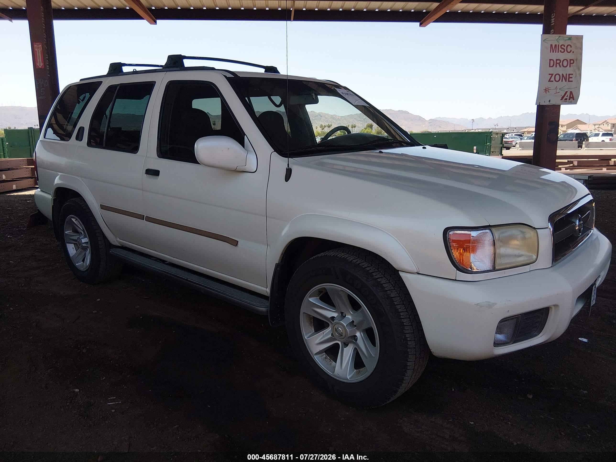 2002 Nissan Pathfinder Le White vin: JN8DR09X62W664413
