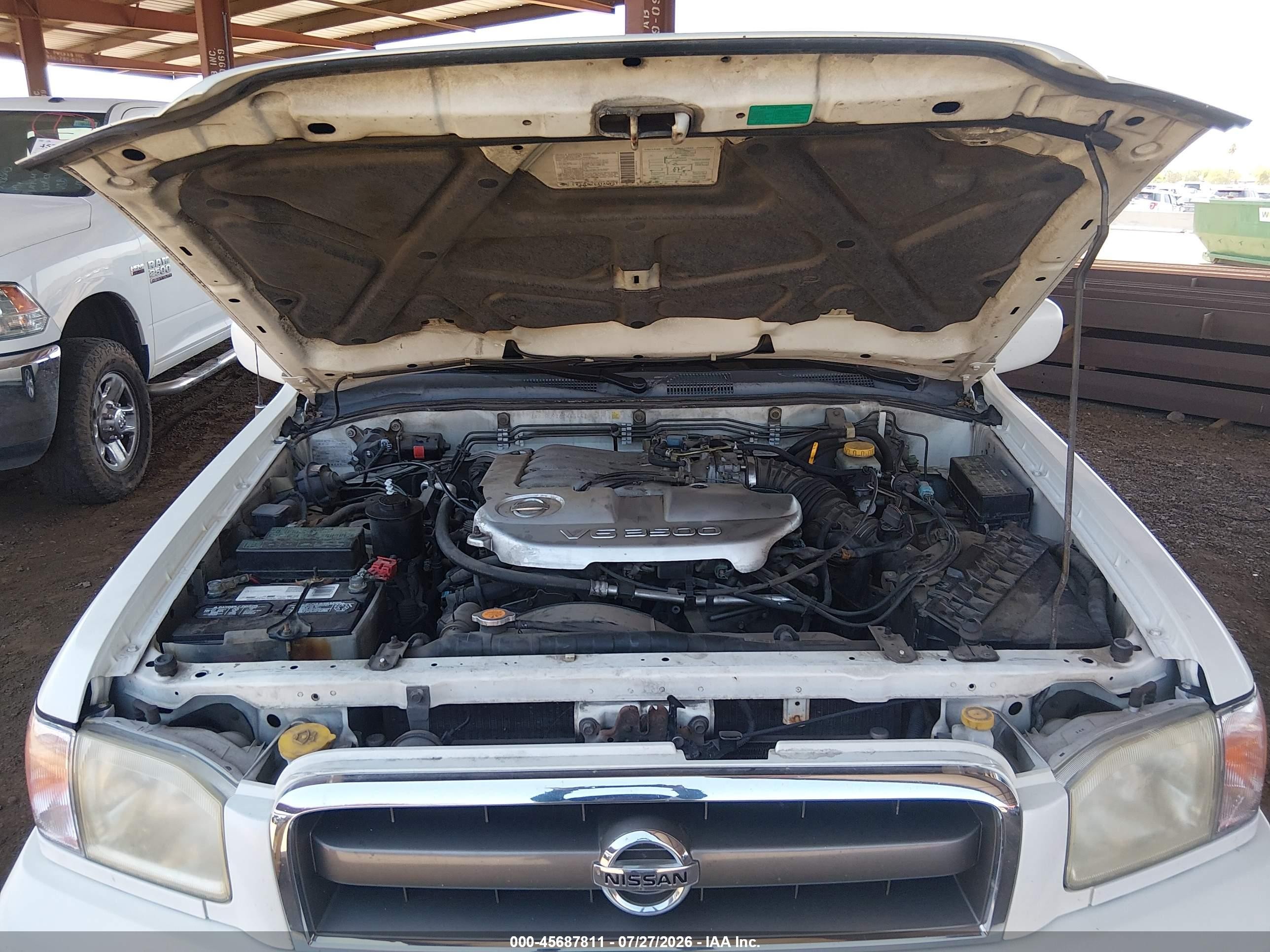 2002 Nissan Pathfinder Le White vin: JN8DR09X62W664413