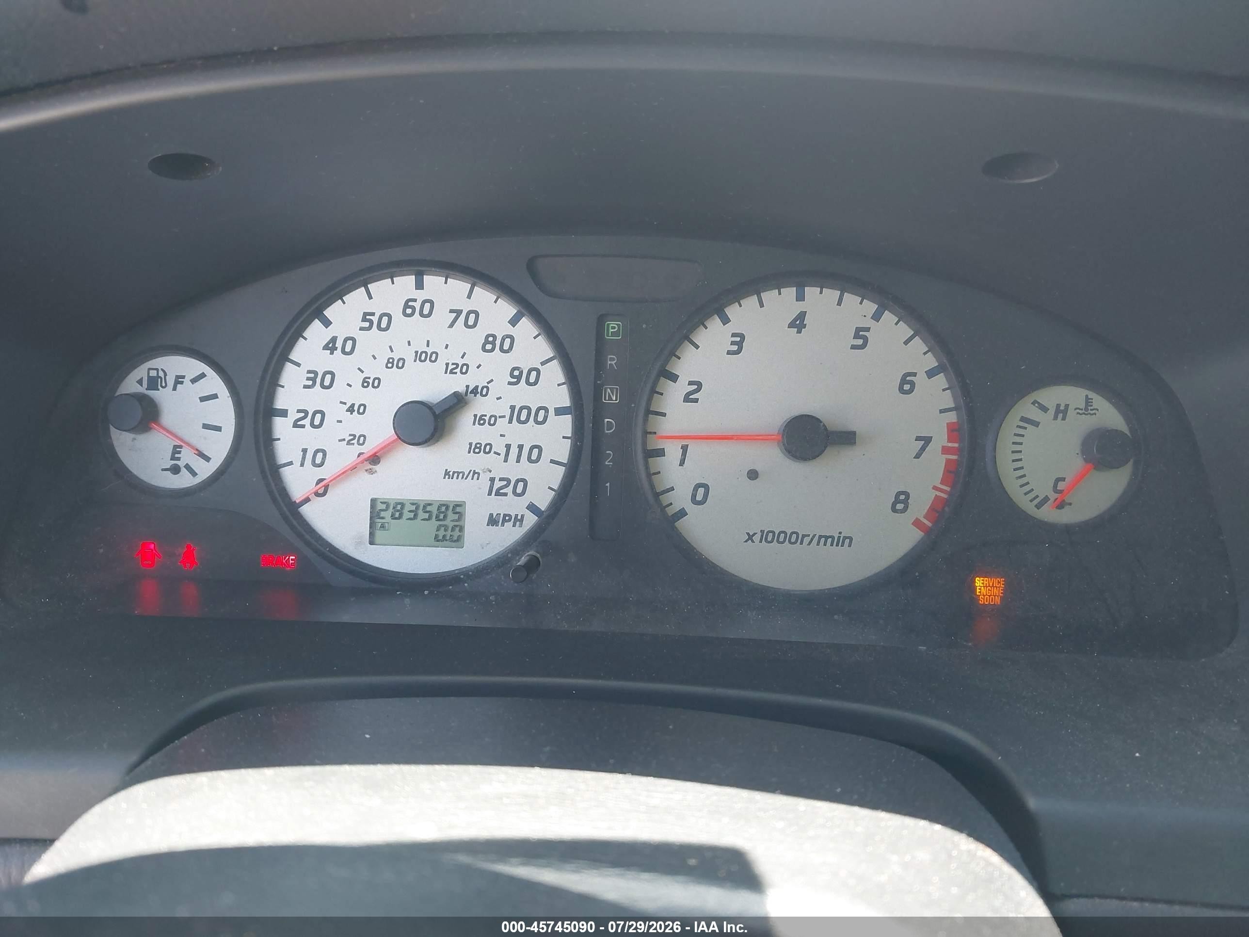 2004 Nissan Pathfinder Se Silver vin: JN8DR09X64W807900