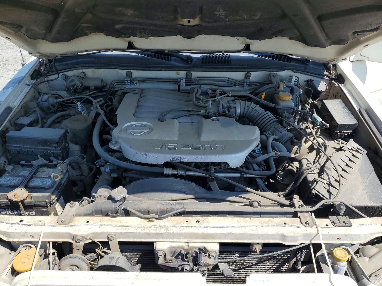 2001 Nissan Pathfinder Se Белый vin: JN8DR09X71W572323