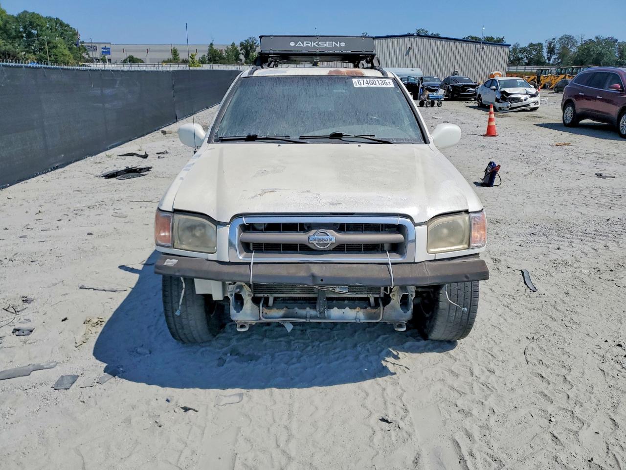 2001 Nissan Pathfinder Se Белый vin: JN8DR09X71W572323