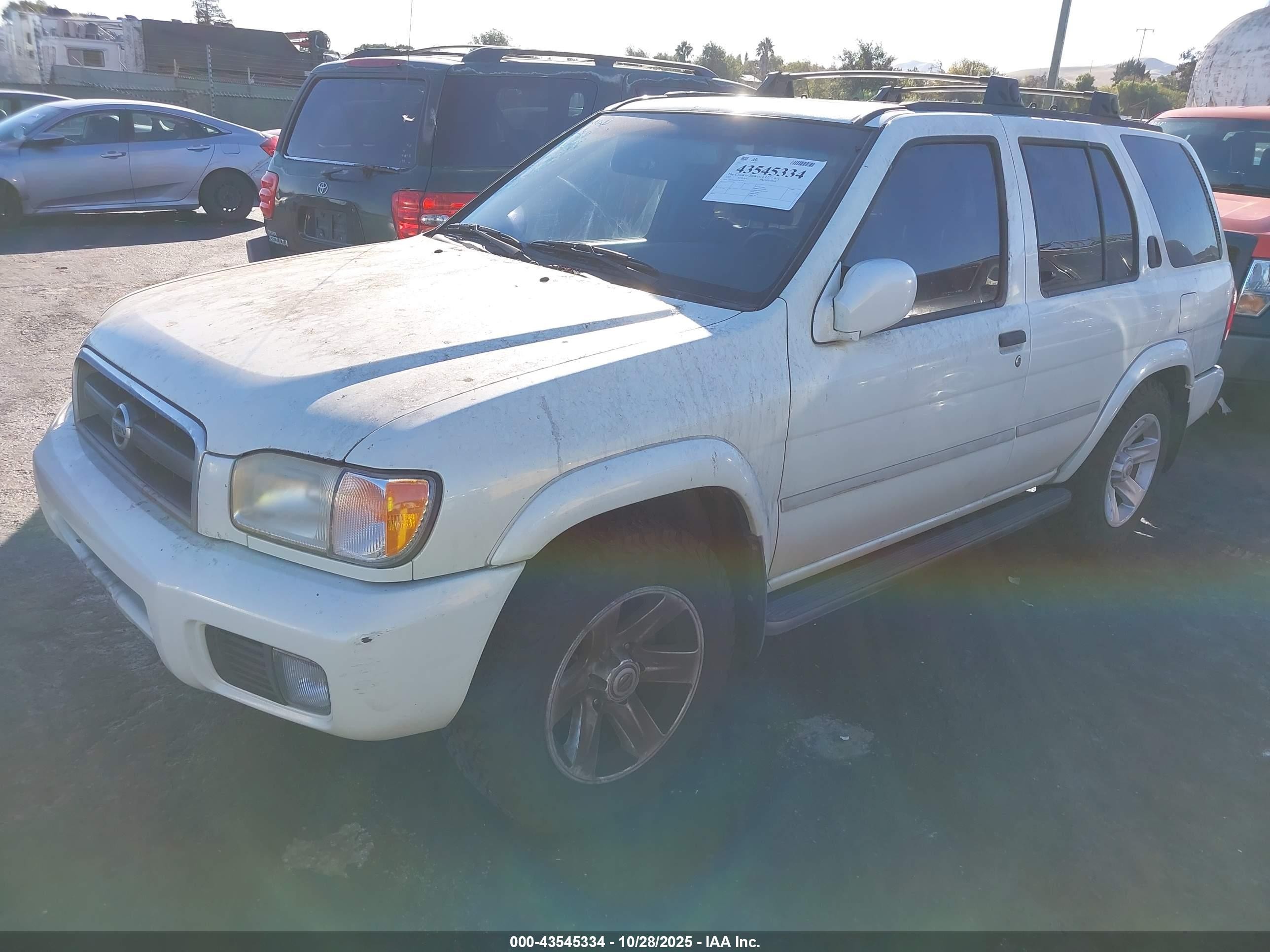 2003 Nissan Pathfinder Le White vin: JN8DR09X73W708615