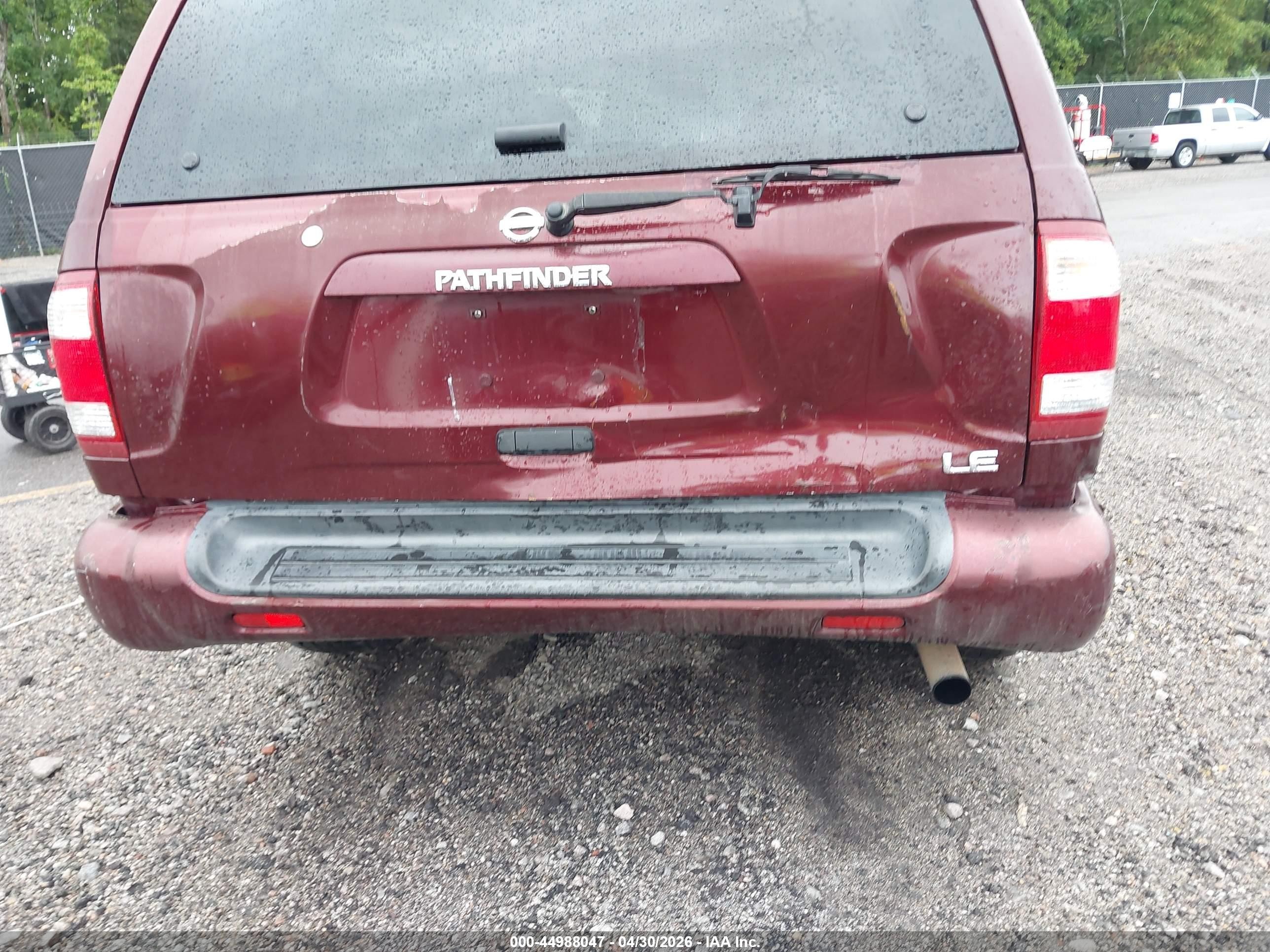 2003 Nissan Pathfinder Le Burgundy vin: JN8DR09X83W702841
