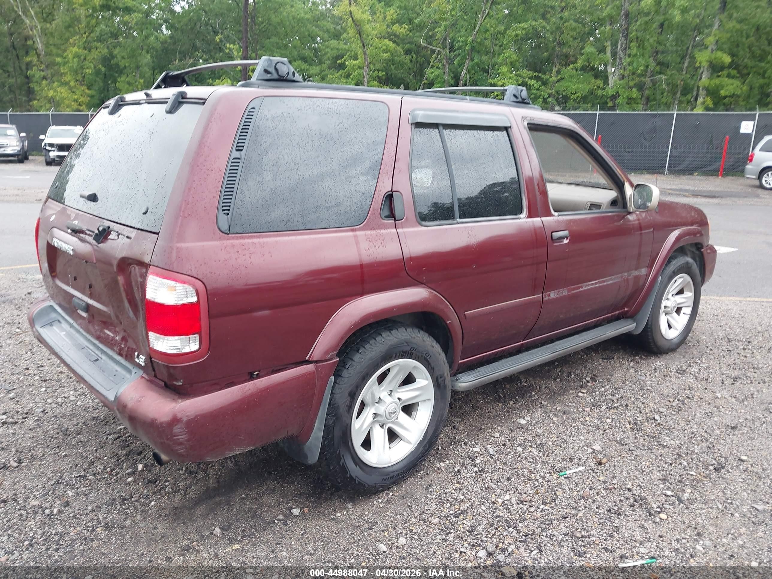 2003 Nissan Pathfinder Le Burgundy vin: JN8DR09X83W702841