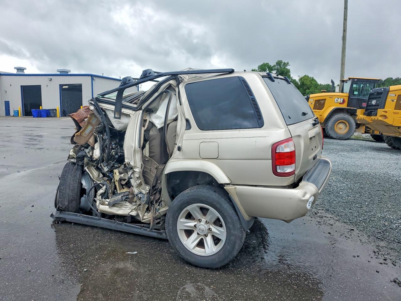 2003 Nissan Pathfinder Se Gold vin: JN8DR09X83W703116