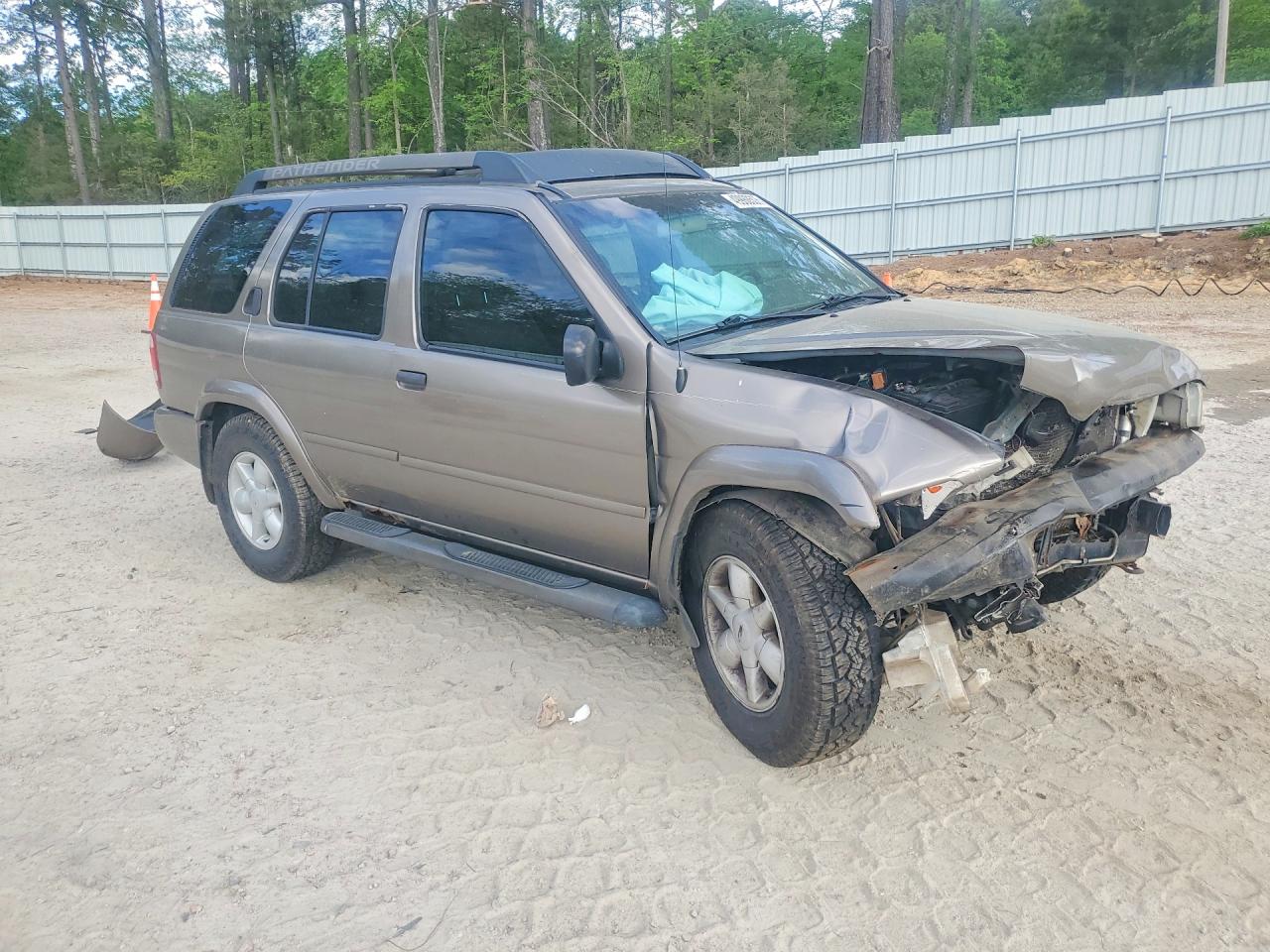 2002 Niss Pathfinder Золотой vin: JN8DR09X92W650683