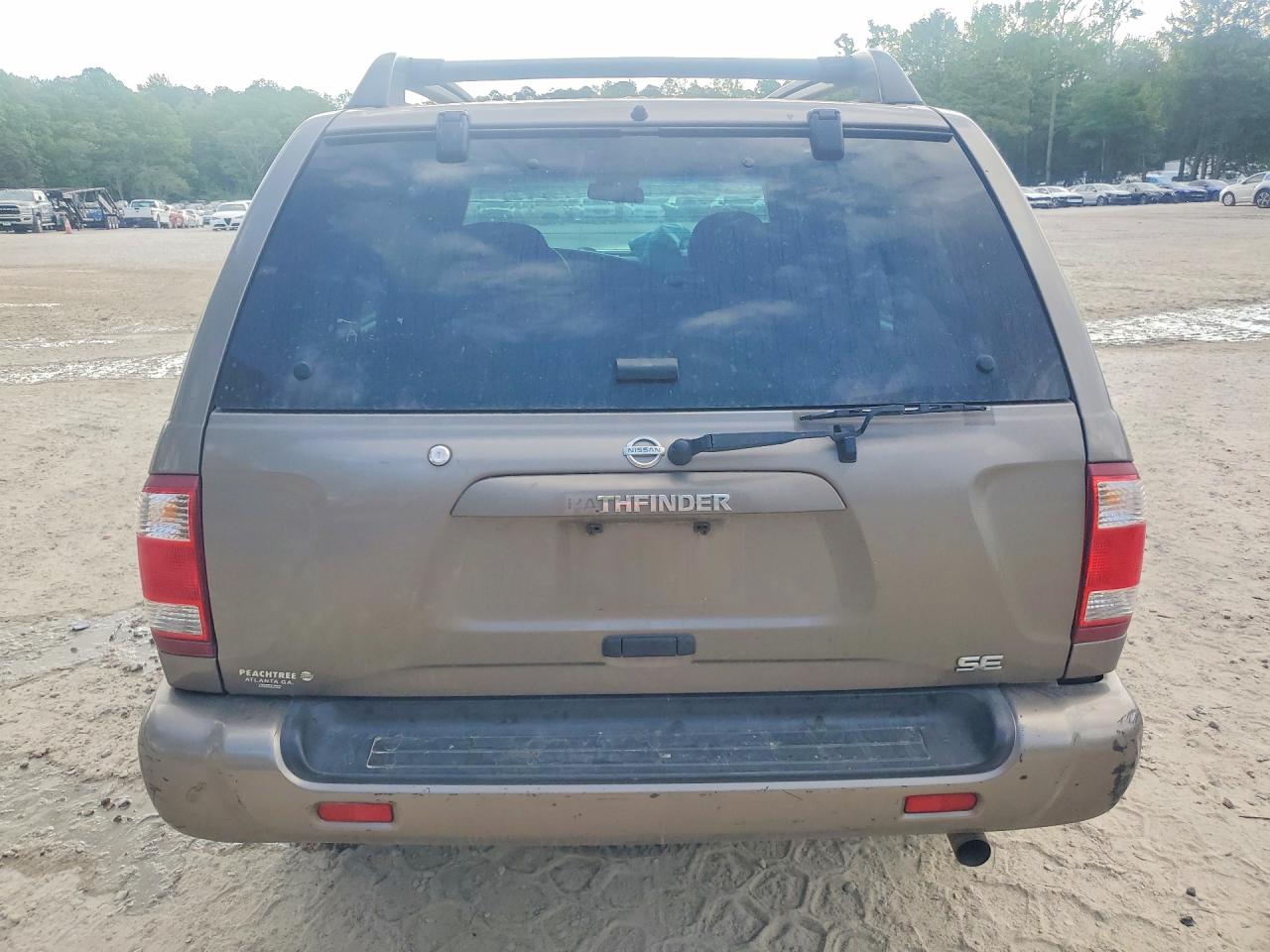 2002 Niss Pathfinder Золотой vin: JN8DR09X92W650683