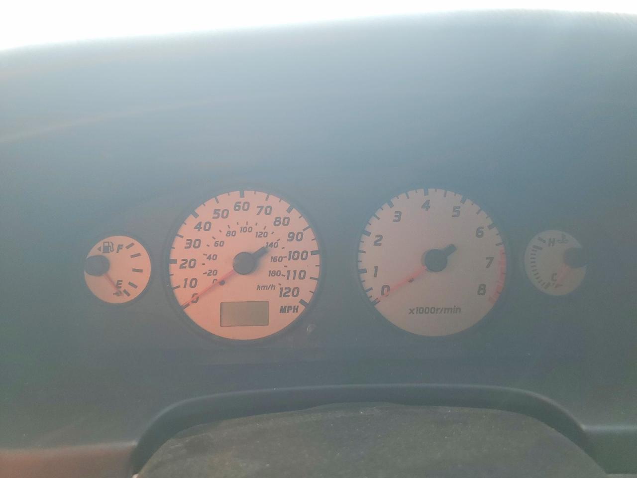 2002 Niss Pathfinder Золотой vin: JN8DR09X92W650683