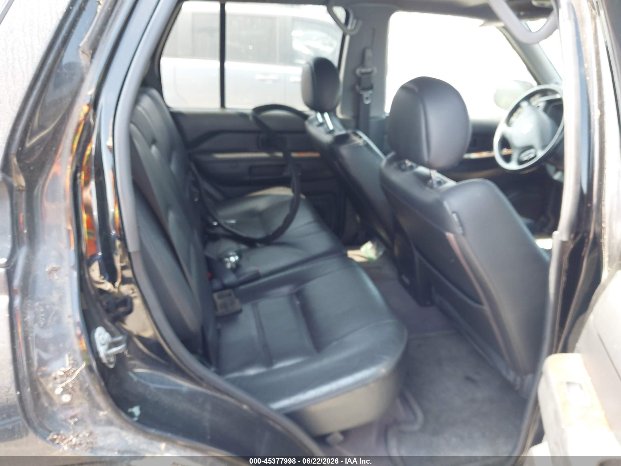 2002 Nissan Pathfinder Le Black vin: JN8DR09X92W654944