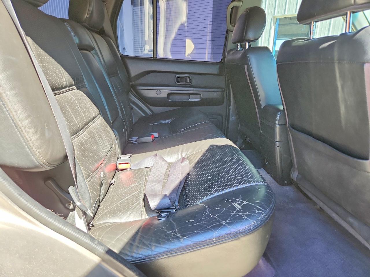 2004 Nissan Pathfinder Se Золотой vin: JN8DR09Y04W921951