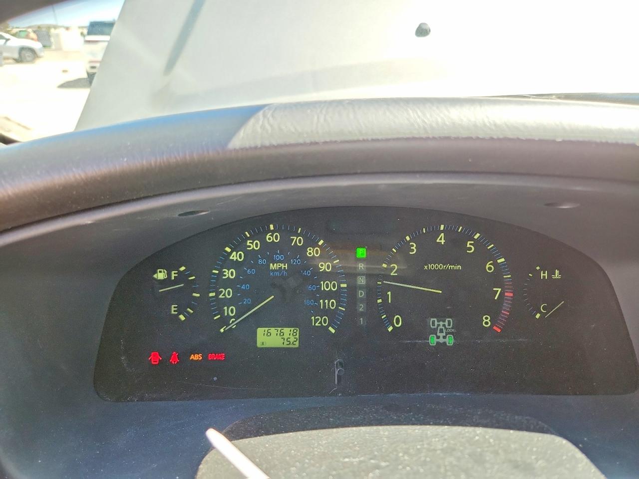 2004 Nissan Pathfinder Se Золотой vin: JN8DR09Y04W921951