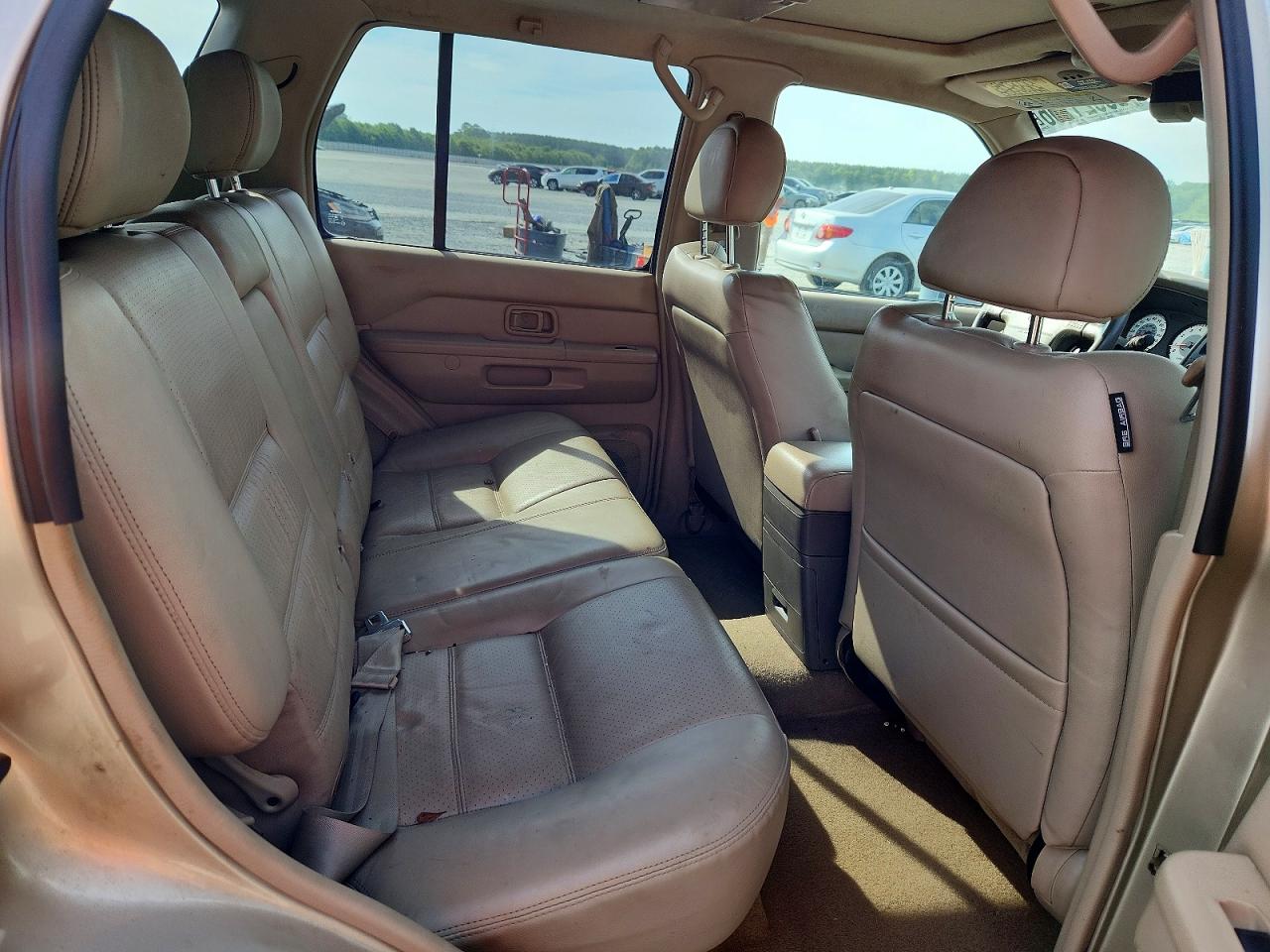 2001 Nissan Pathfinder Gold vin: JN8DR09Y11W573654