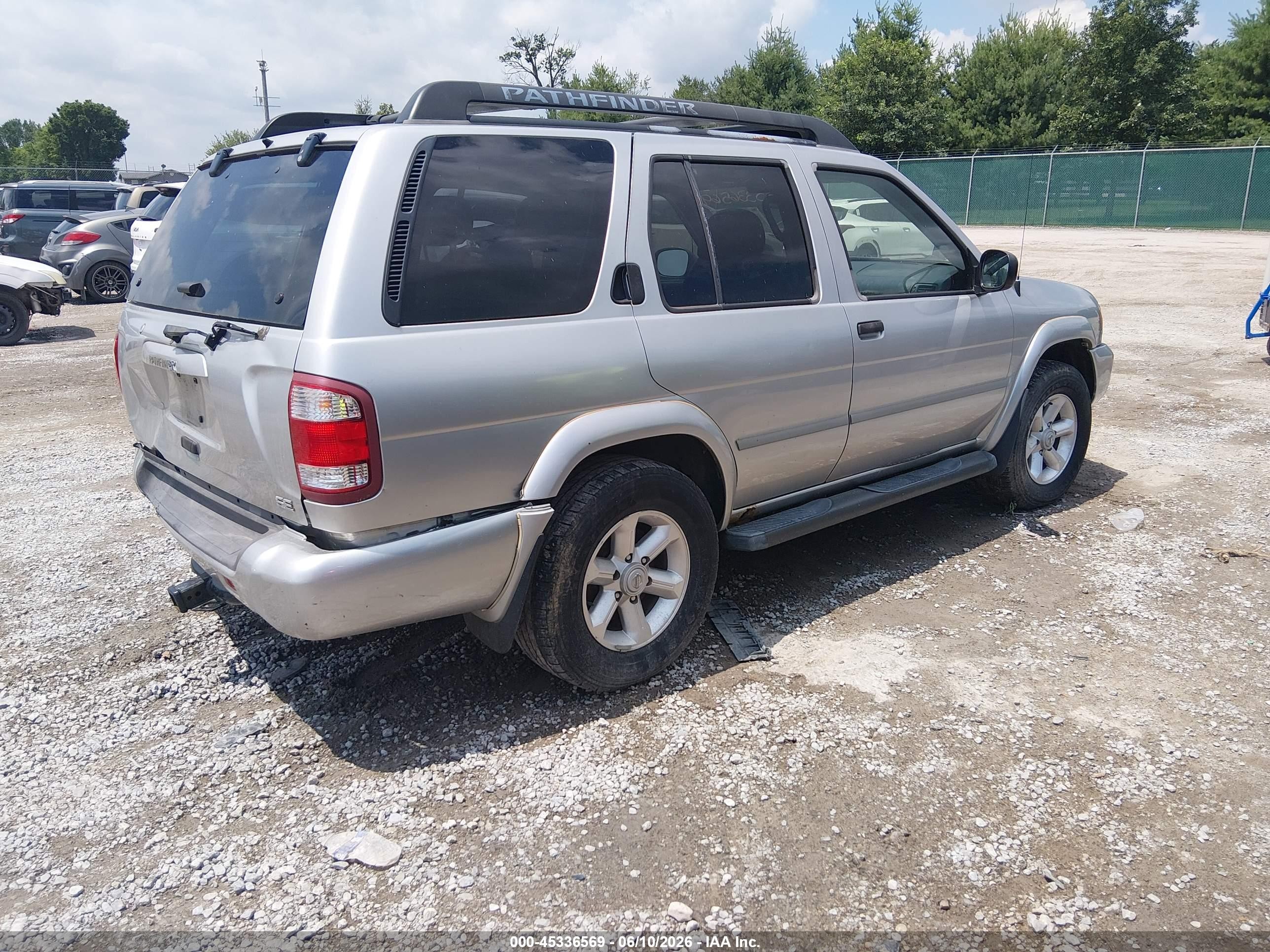 2004 Nissan Pathfinder Se Серебряный vin: JN8DR09Y24W907601