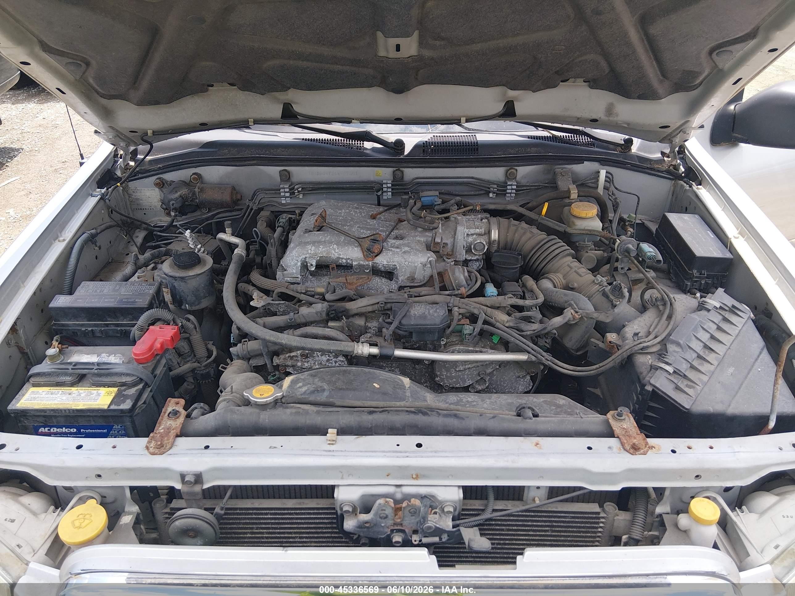2004 Nissan Pathfinder Se Серебряный vin: JN8DR09Y24W907601