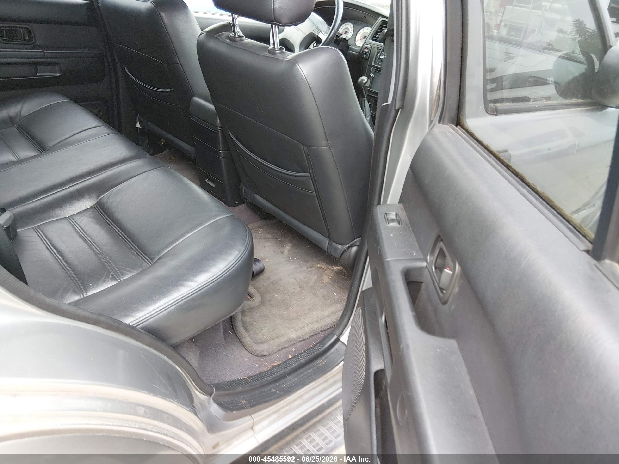 2001 Nissan Pathfinder Se Silver vin: JN8DR09Y31W603656