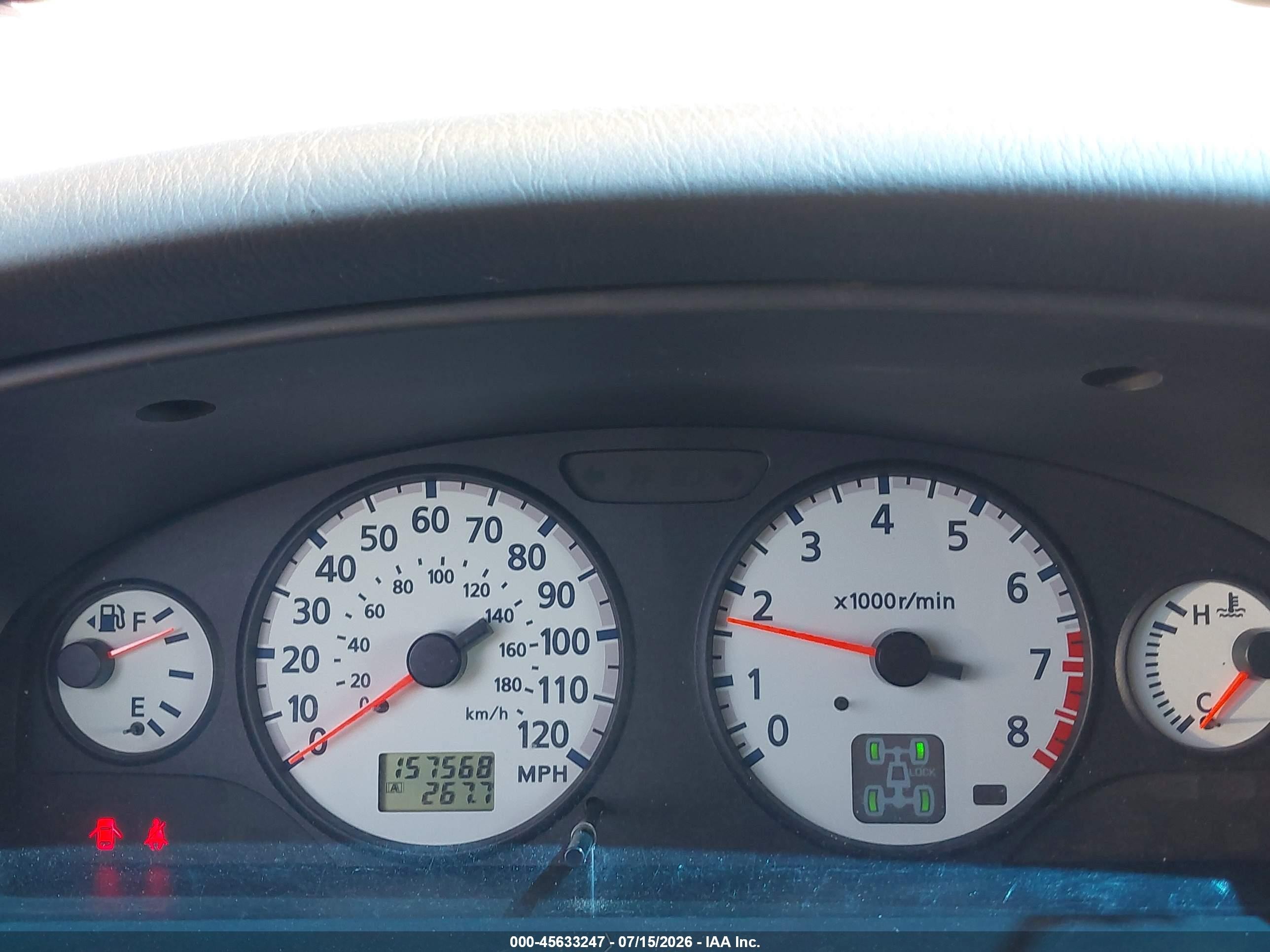 2002 Nissan Pathfinder Le Silver vin: JN8DR09Y32W746172