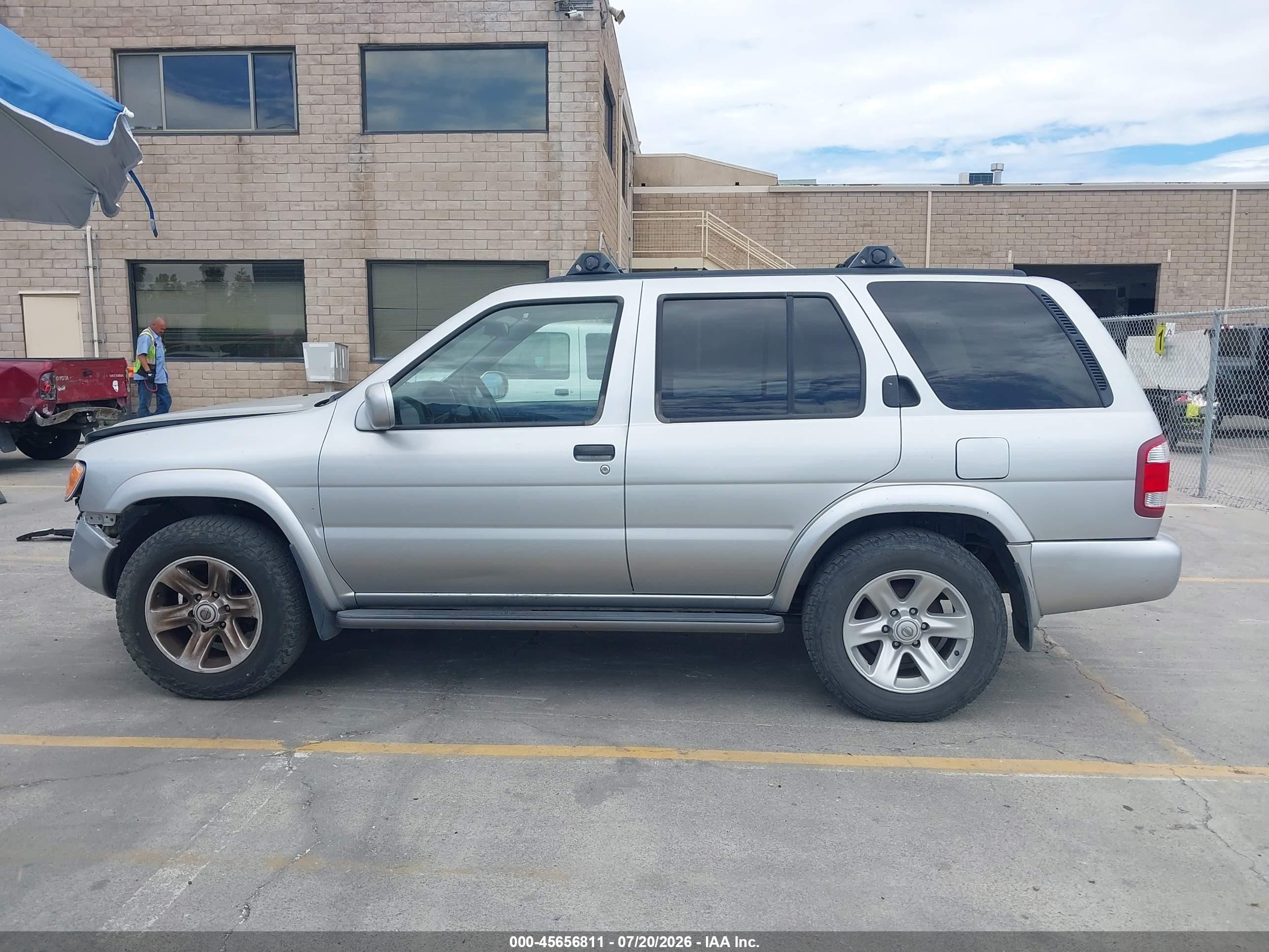 2002 Nissan Pathfinder Le Gray vin: JN8DR09Y32W746723