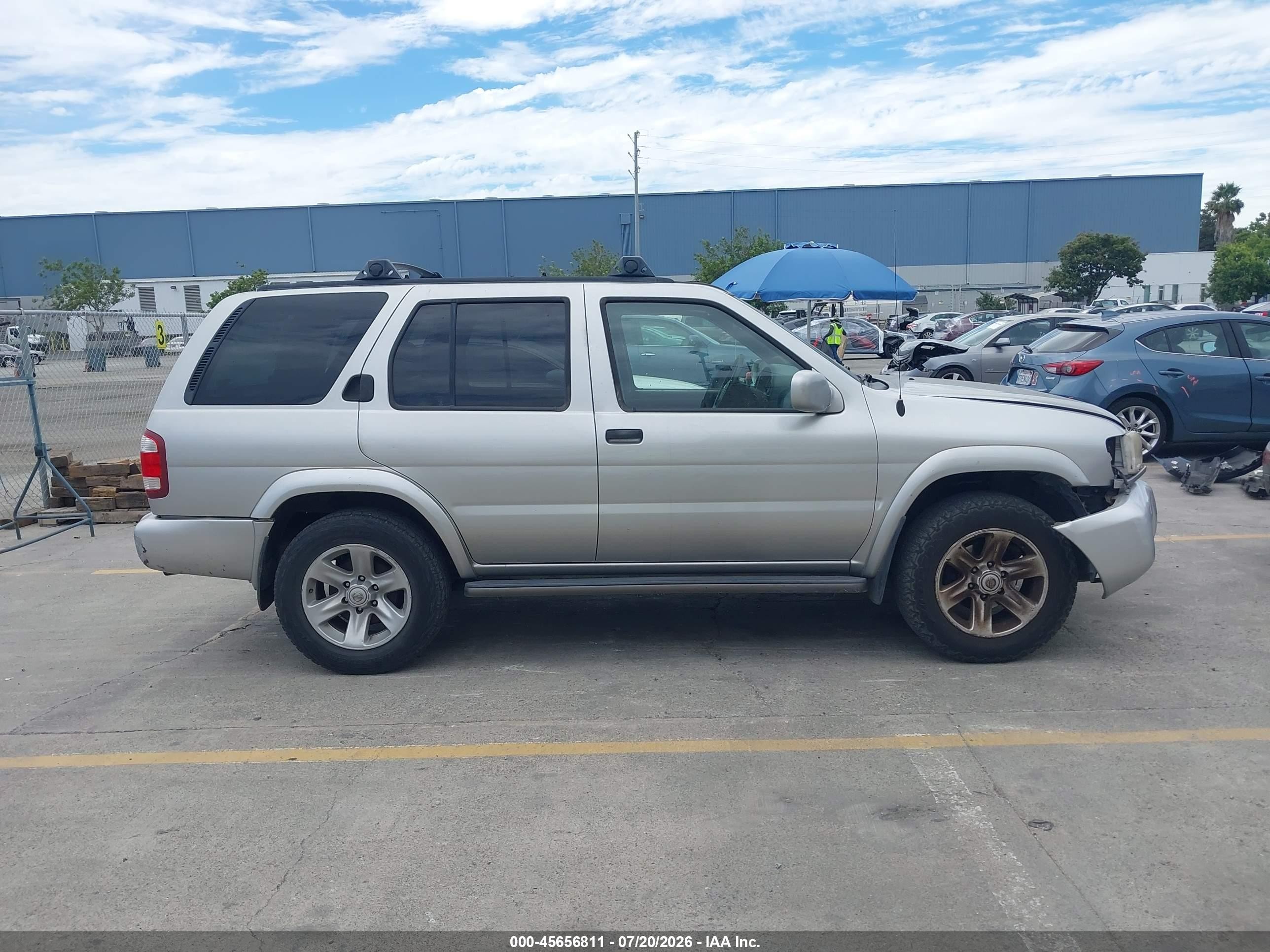 2002 Nissan Pathfinder Le Gray vin: JN8DR09Y32W746723