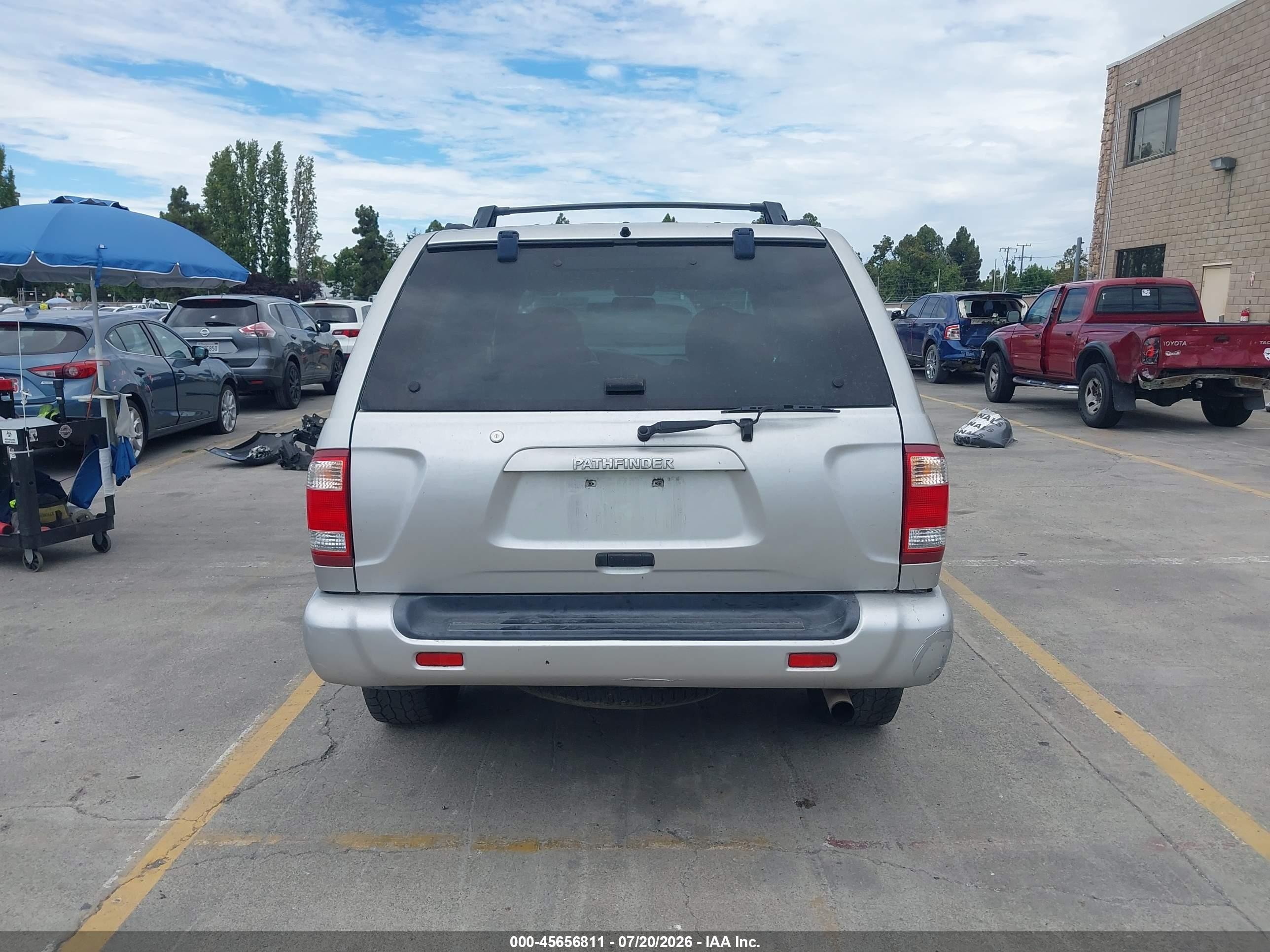 2002 Nissan Pathfinder Le Gray vin: JN8DR09Y32W746723
