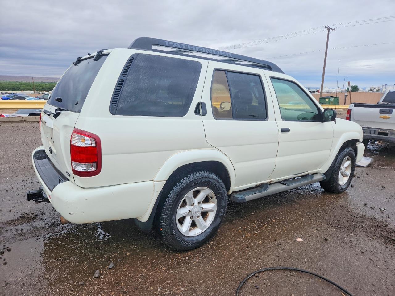 2004 Nissan Pathfinder Se White vin: JN8DR09Y34W906358