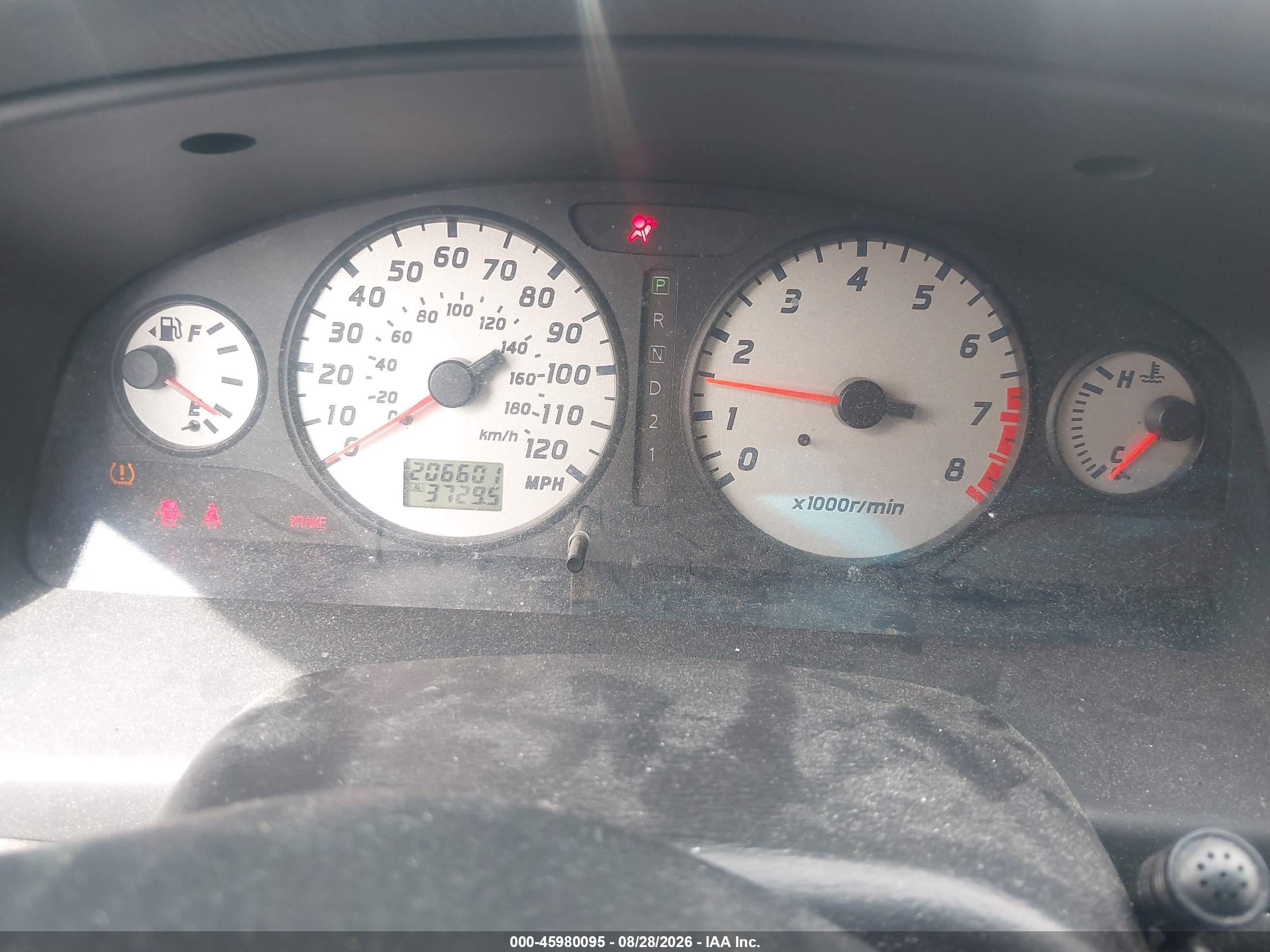 2004 Nissan Pathfinder Se White vin: JN8DR09Y34W912175