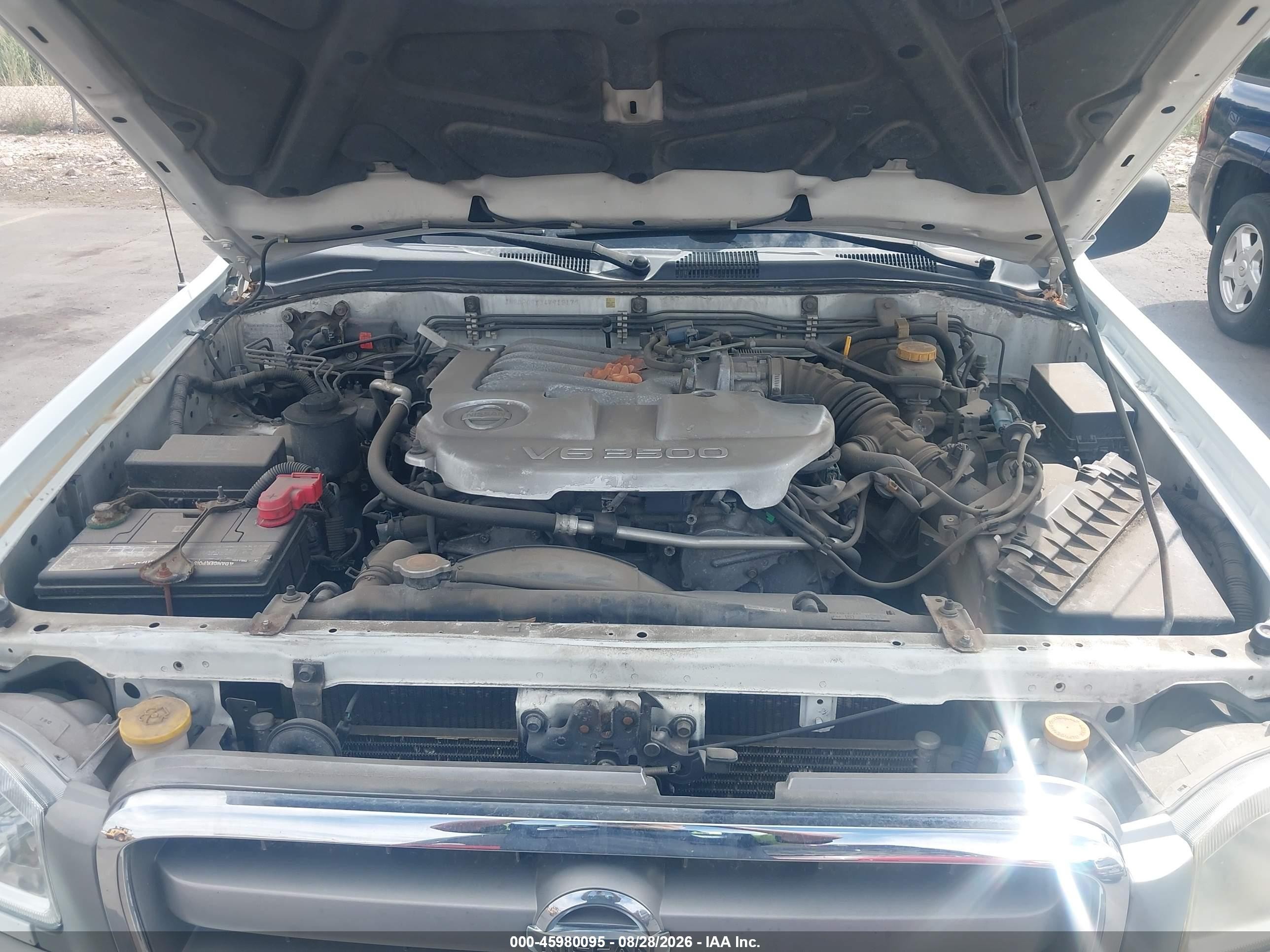 2004 Nissan Pathfinder Se White vin: JN8DR09Y34W912175