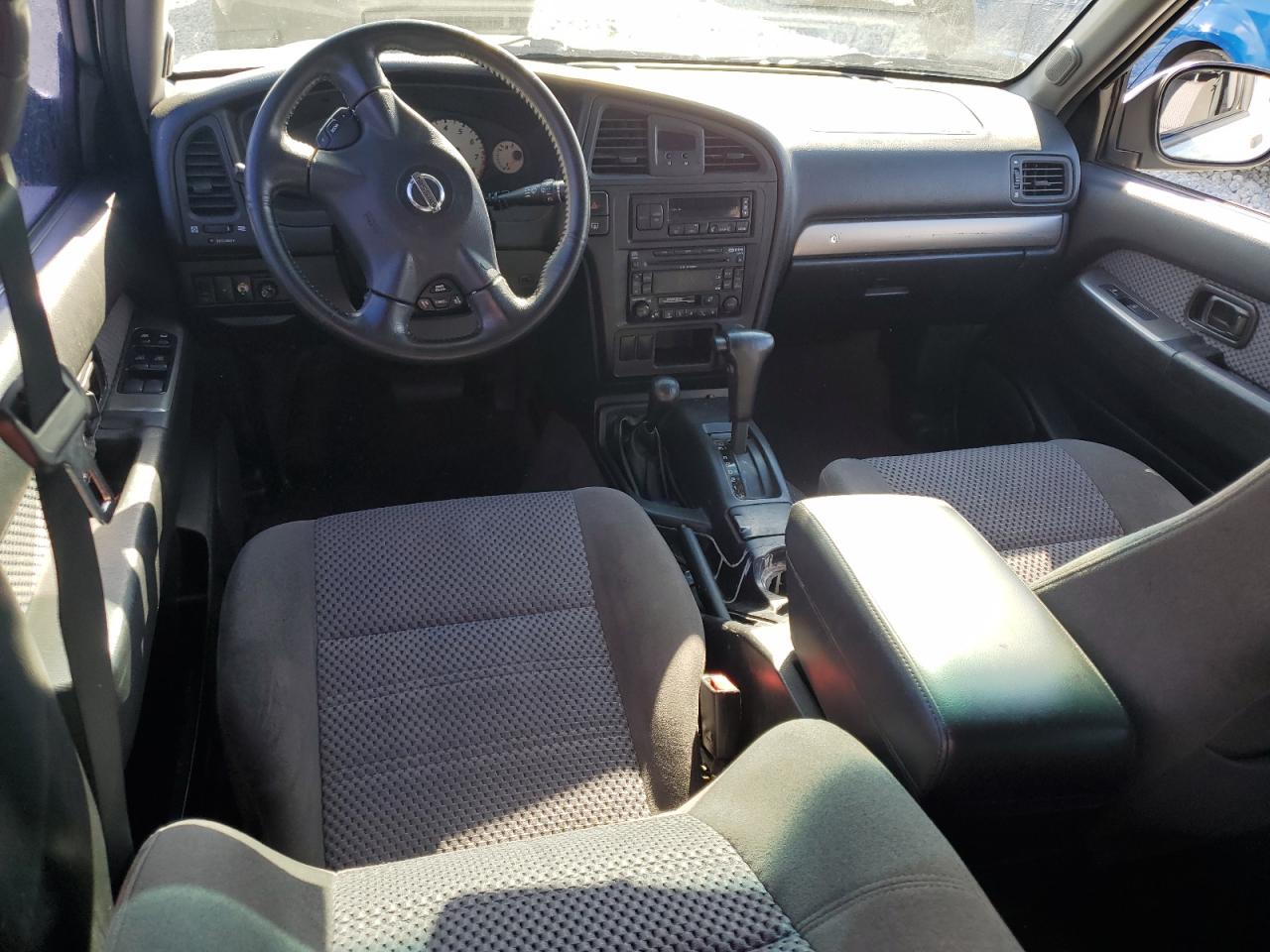 2003 Nissan Pathfinder Le White vin: JN8DR09Y43W834794
