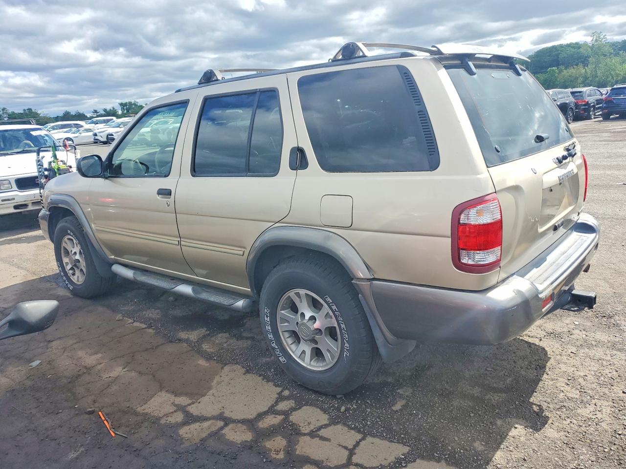 2001 Nissan Pathfinder Se Gold vin: JN8DR09Y51W610382