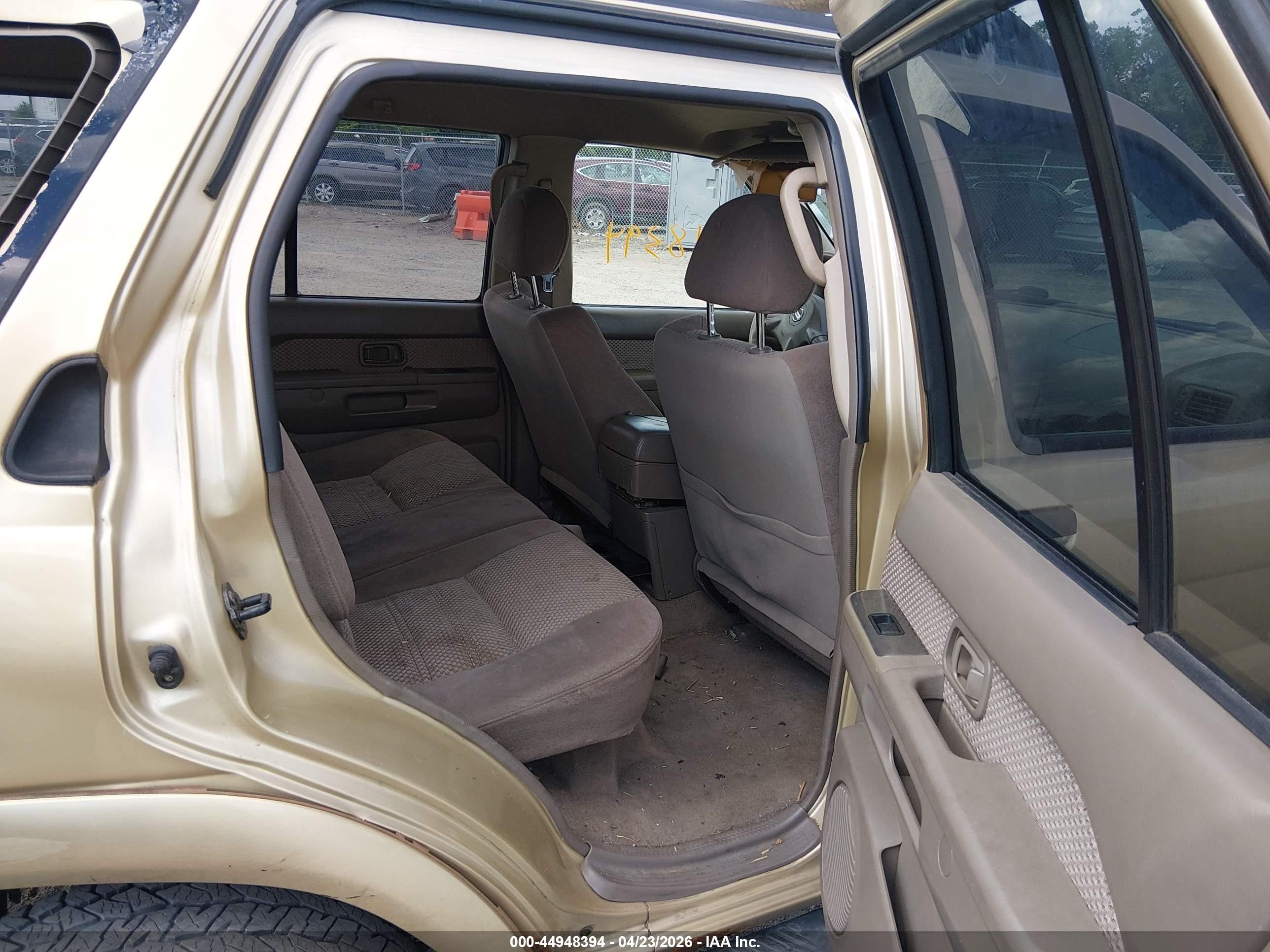 2004 Nissan Pathfinder Se Gold vin: JN8DR09Y54W910380