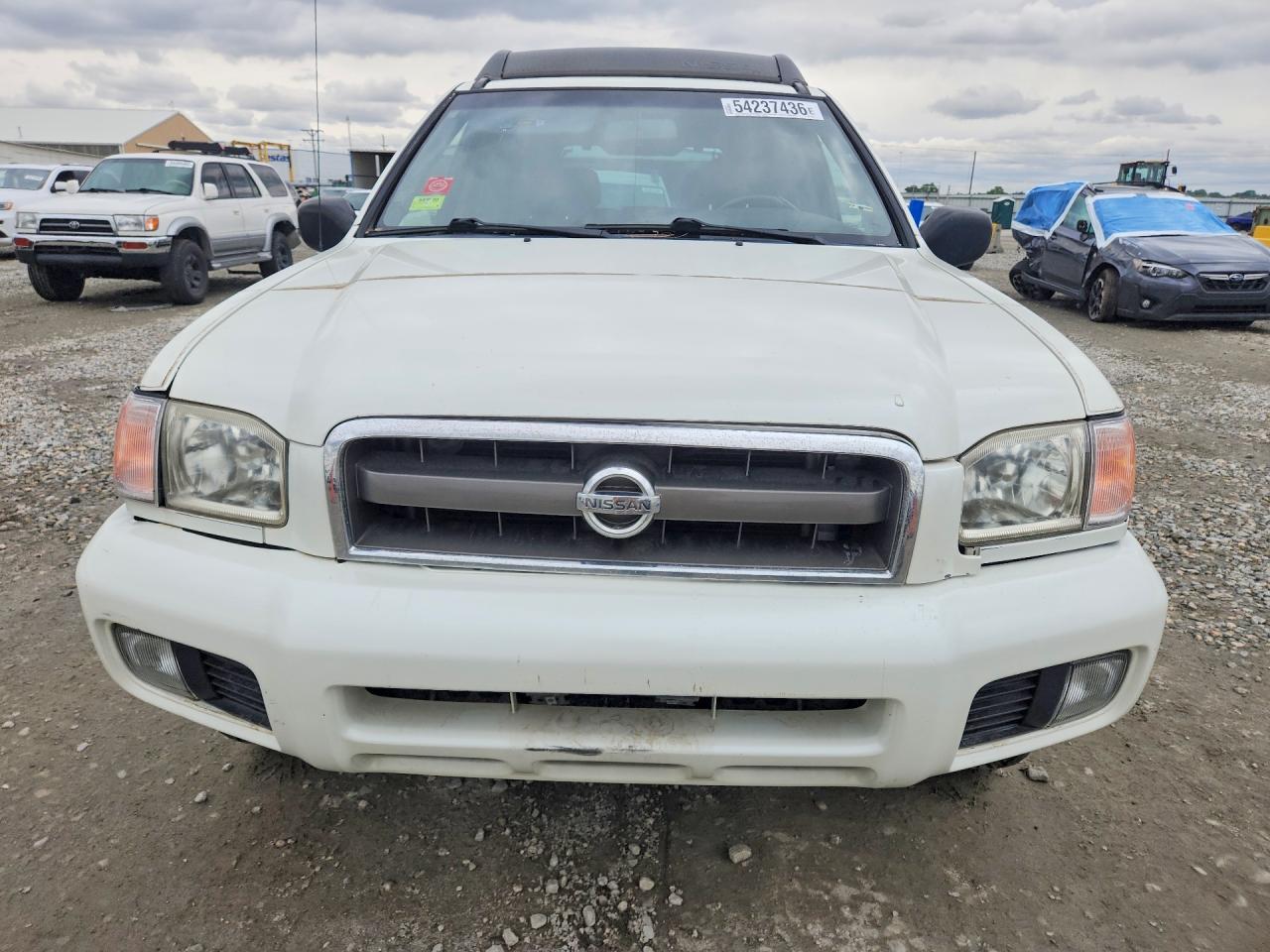 2004 Nissan Pathfinder Se White vin: JN8DR09Y64W910212