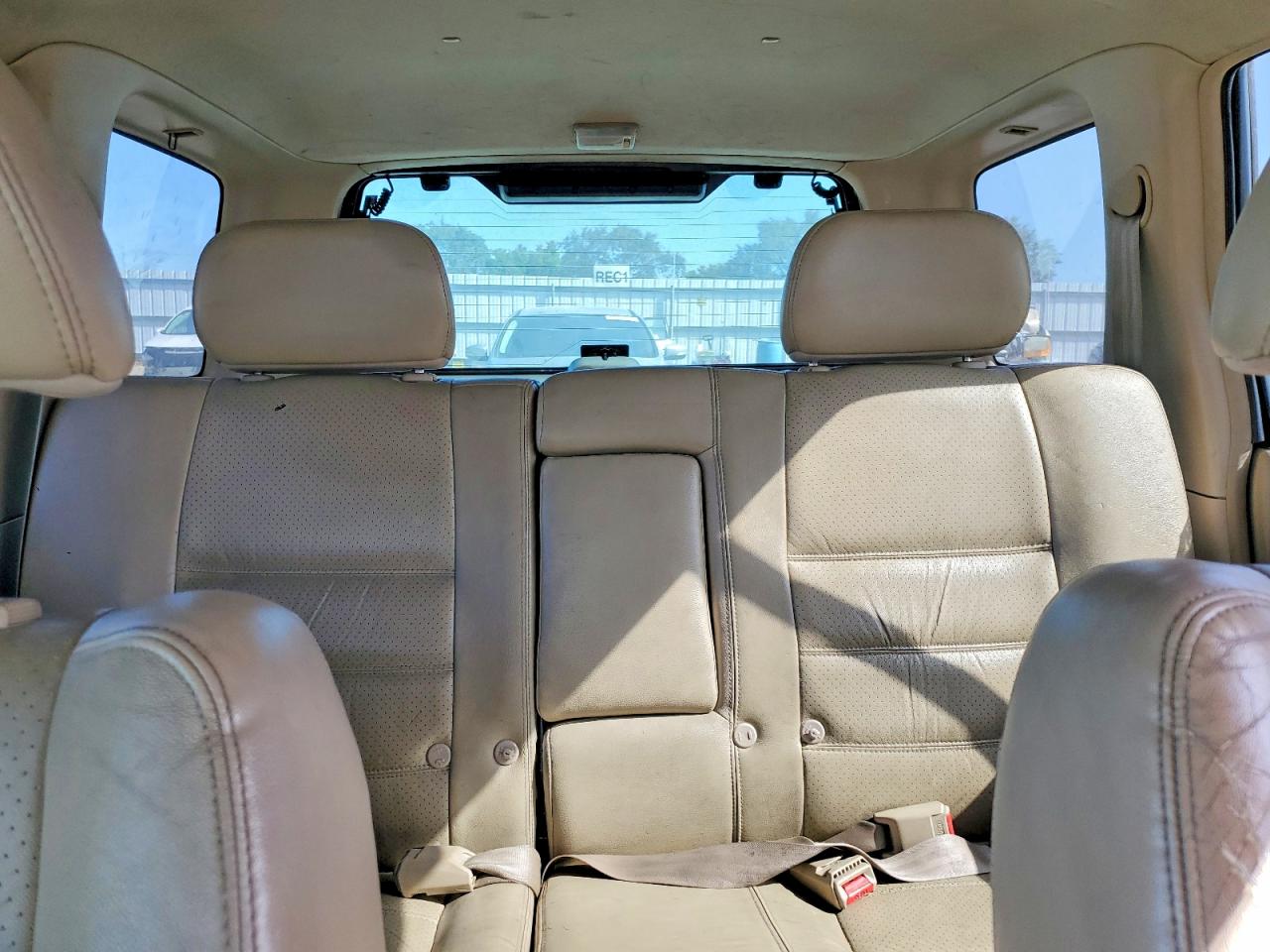 2001 Nissan Pathfinder Se Tan vin: JN8DR09Y71W591348