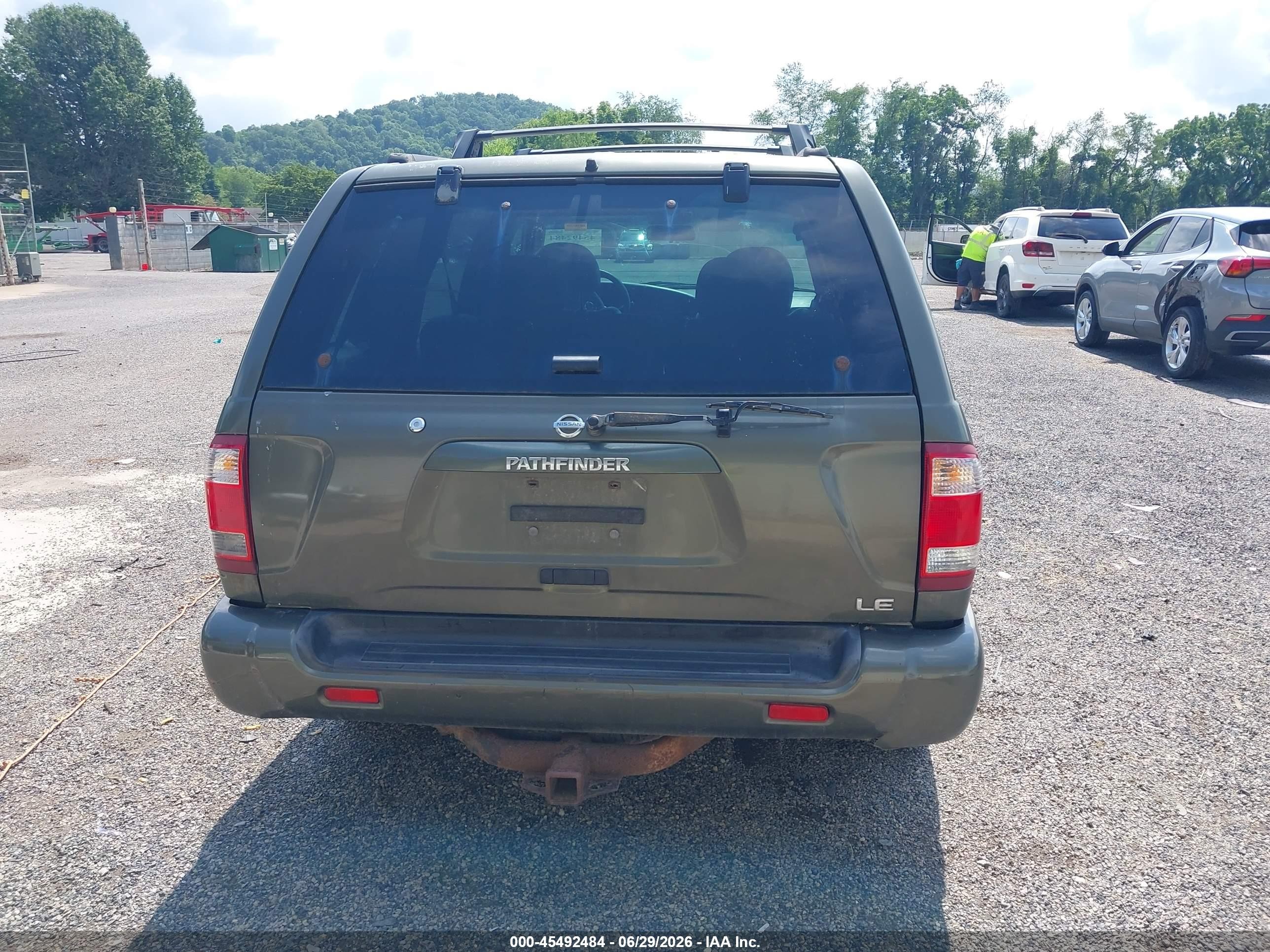2004 Nissan Pathfinder Le Platinum Green vin: JN8DR09Y74W912700