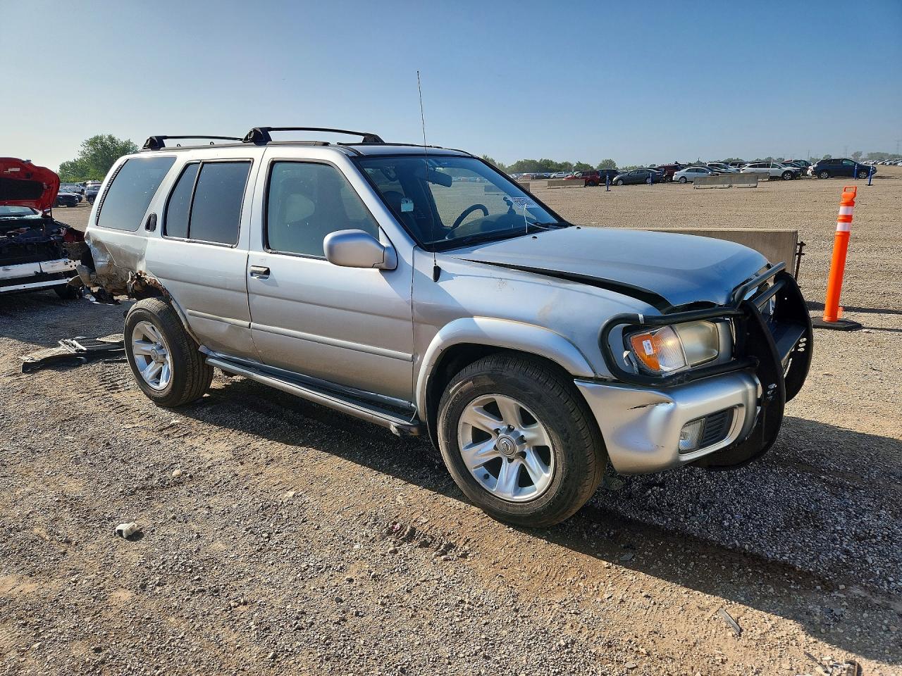 2002 Nissan Pathfinder Se Silver vin: JN8DR09Y82W728119