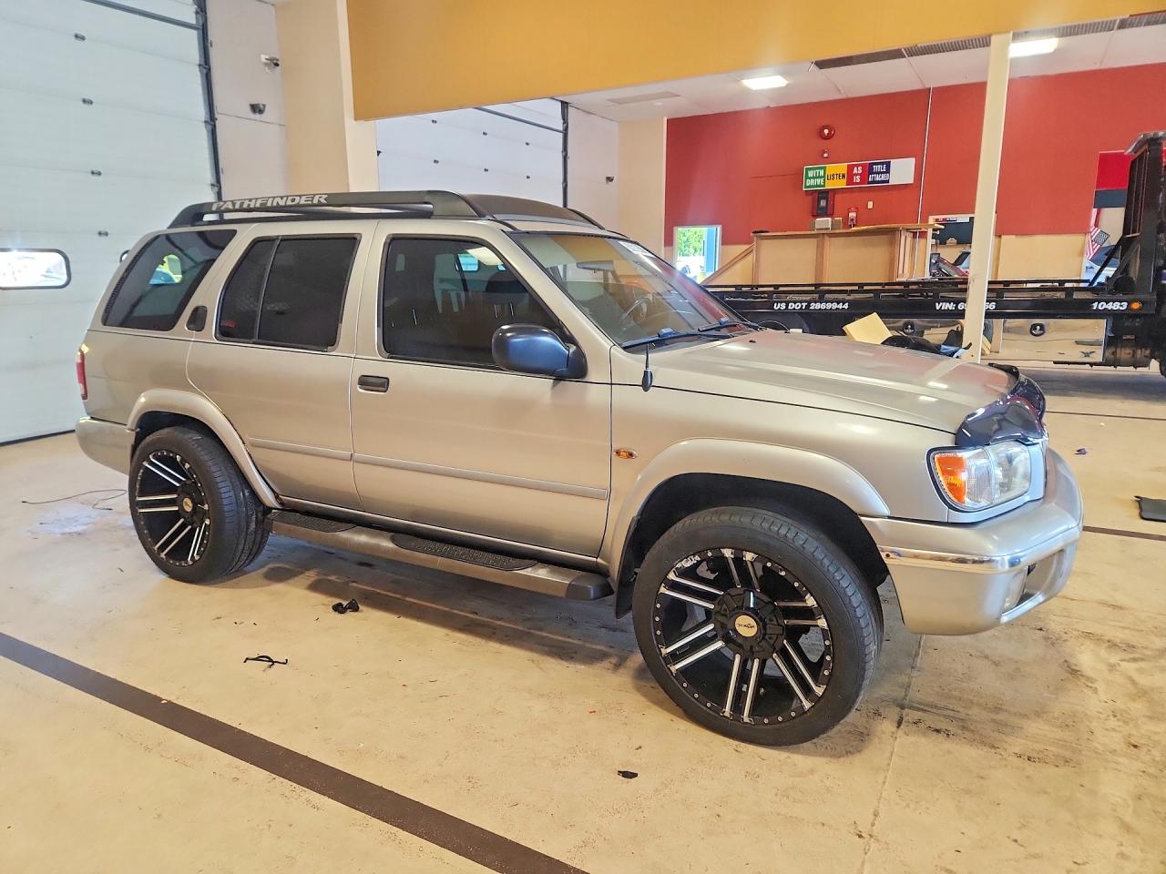 2002 Nissan Pathfinder Se Silver vin: JN8DR09Y82W738889