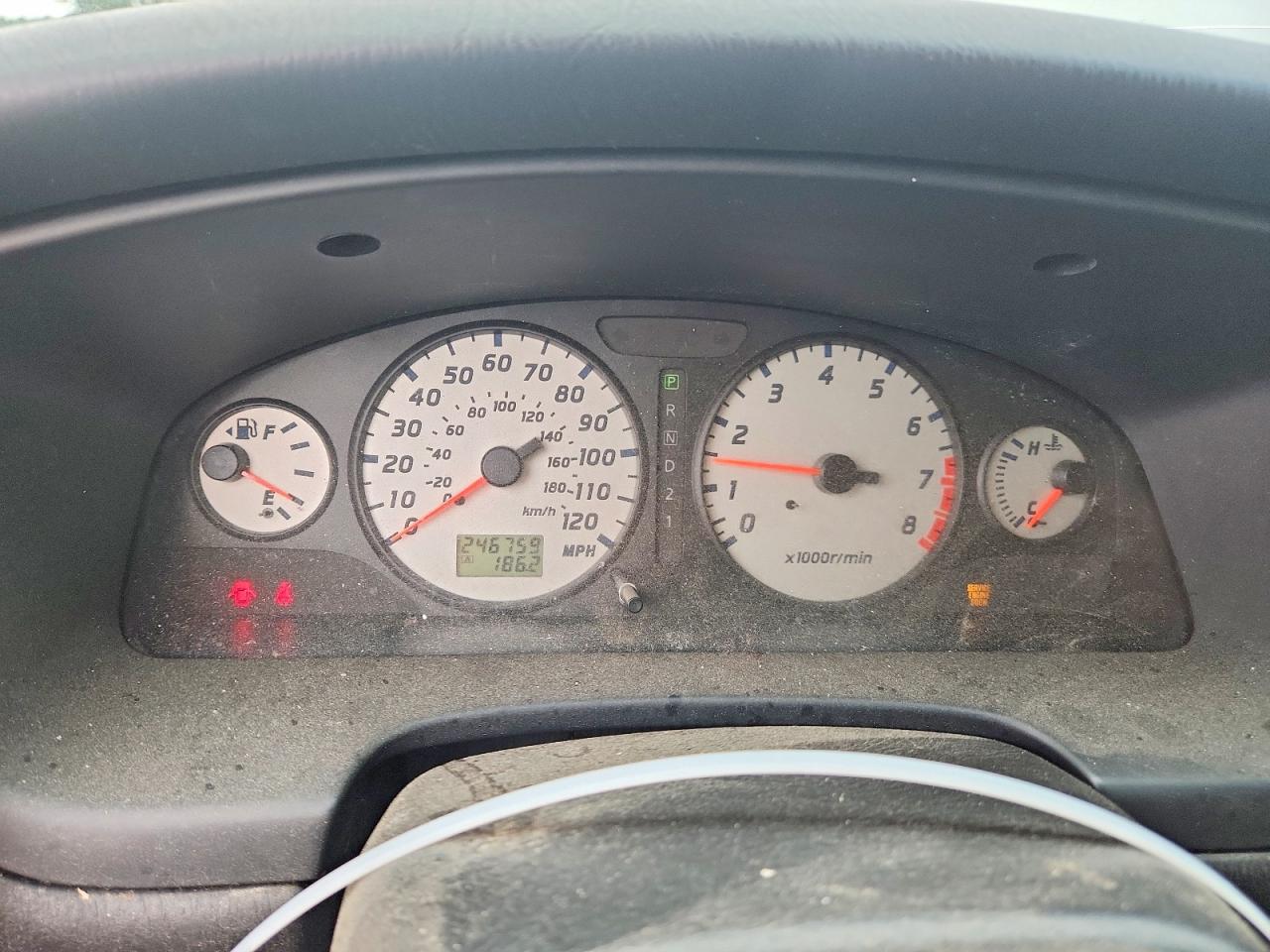 2004 Nissan Pathfinder Se Silver vin: JN8DR09Y84W915170