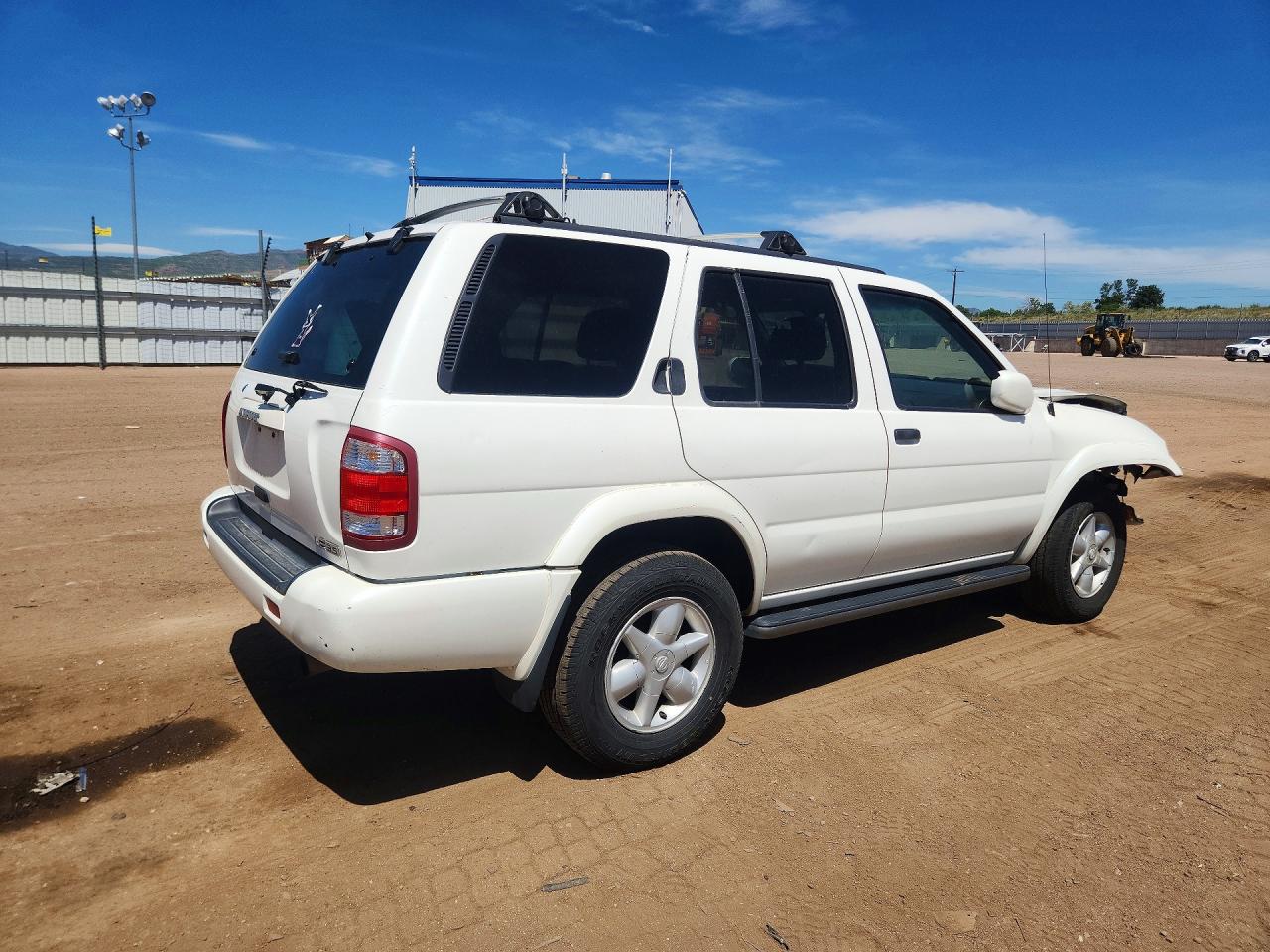 2001 Nissan Pathfinder S White vin: JN8DR09Y91W594025